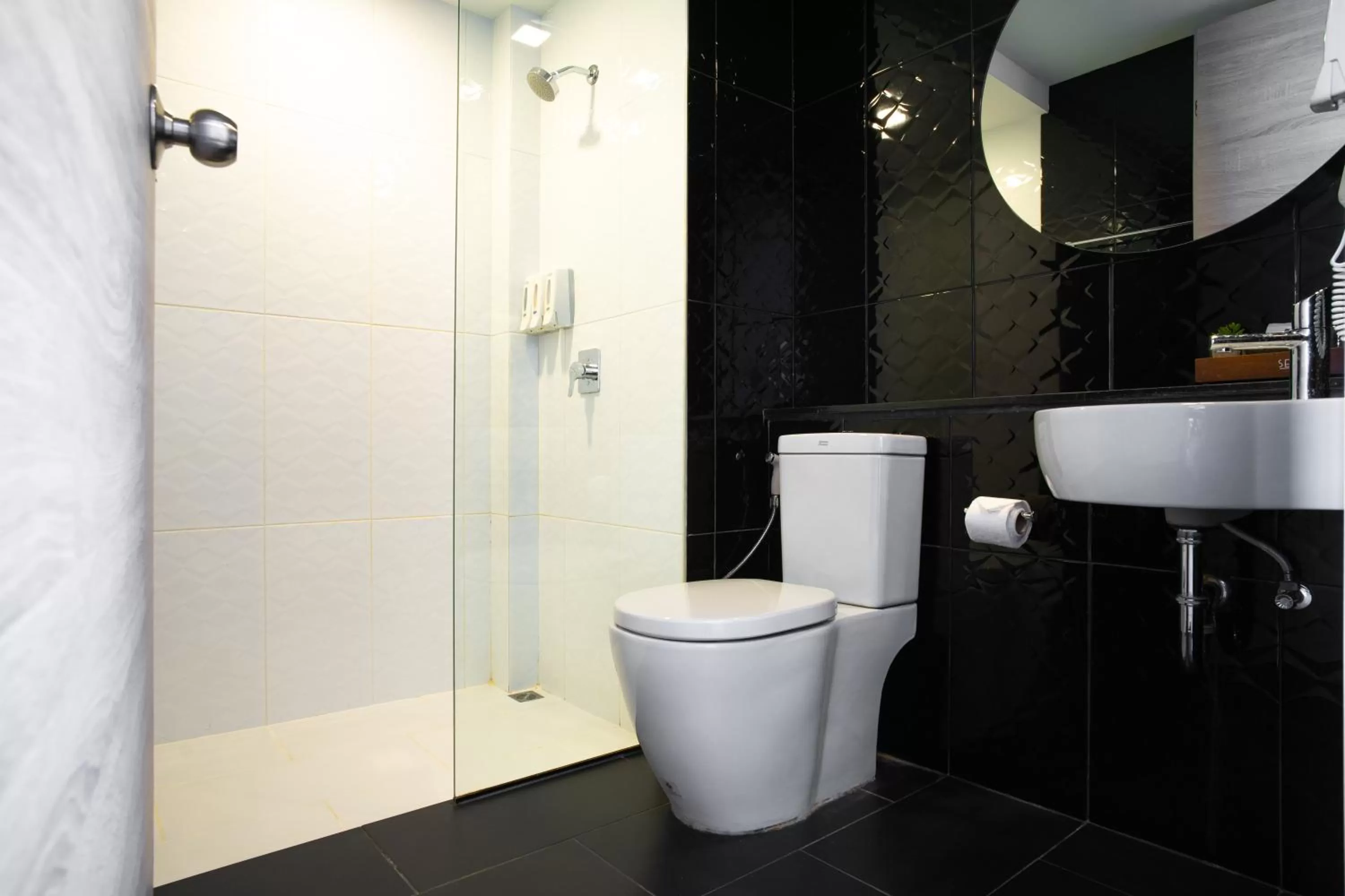 Bathroom in Krabi SeaBass Hotel