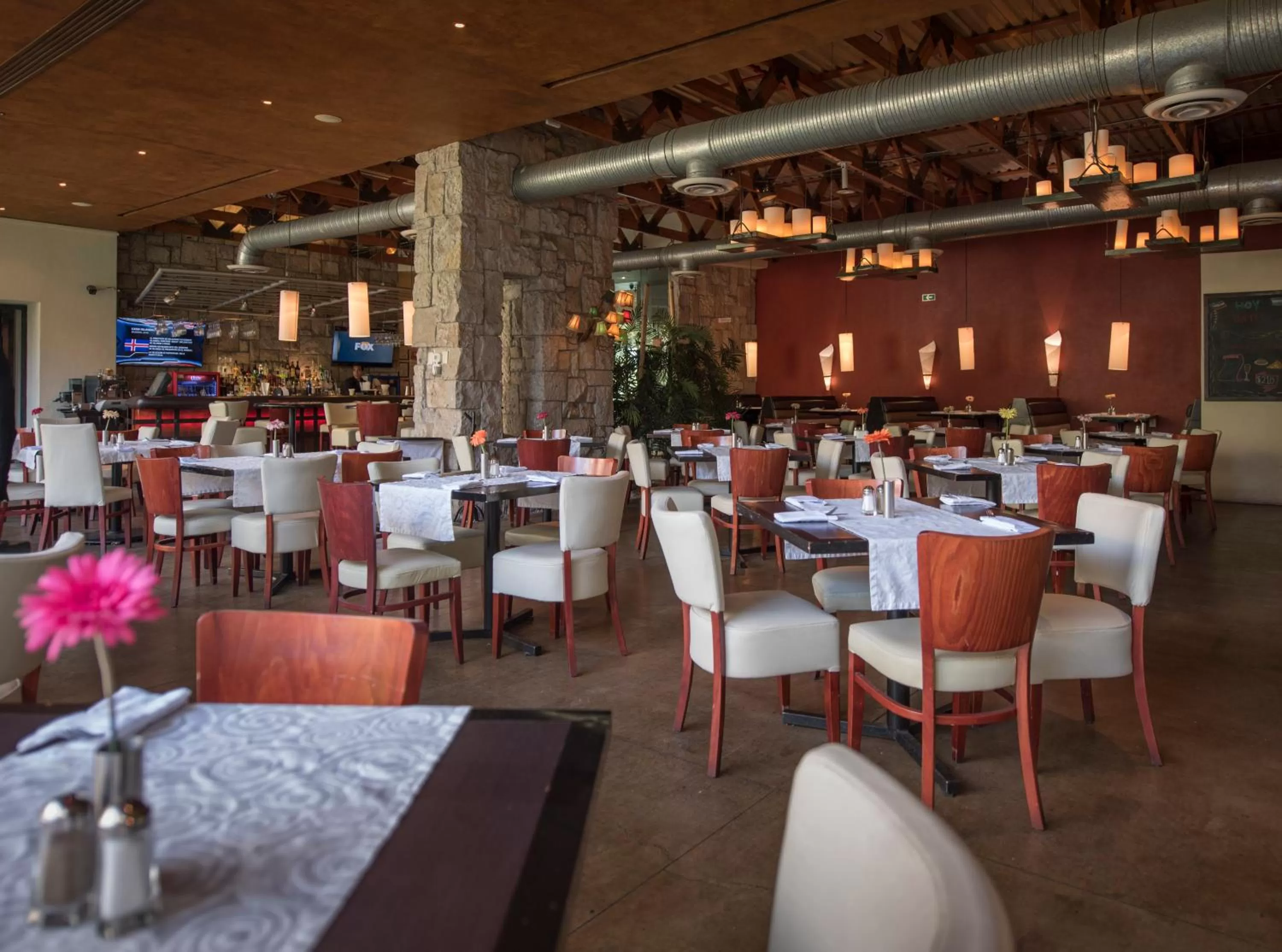 Restaurant/places to eat in Victoria Ejecutivo