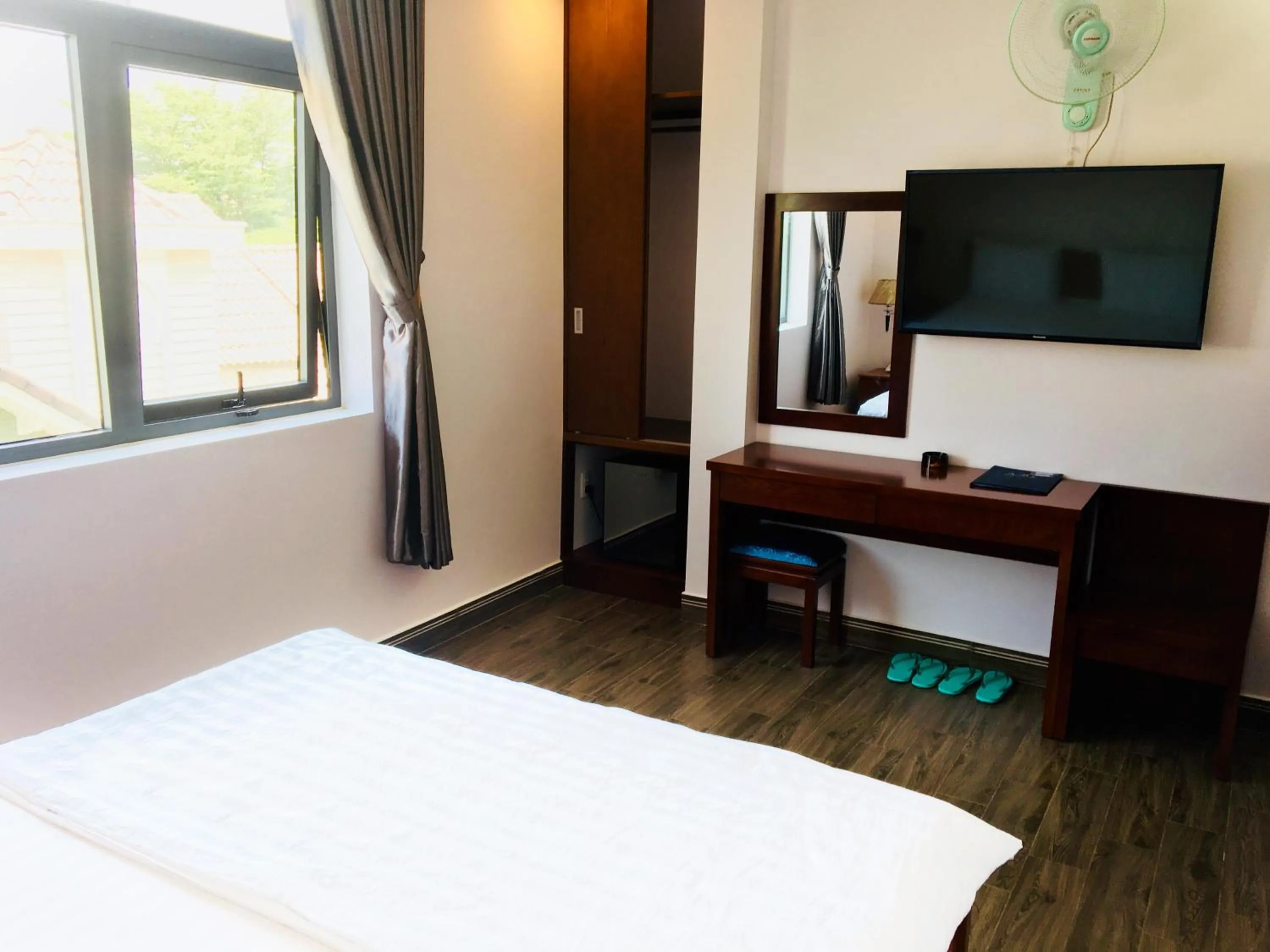 Bed in QUEEN VICTORIA Hotel