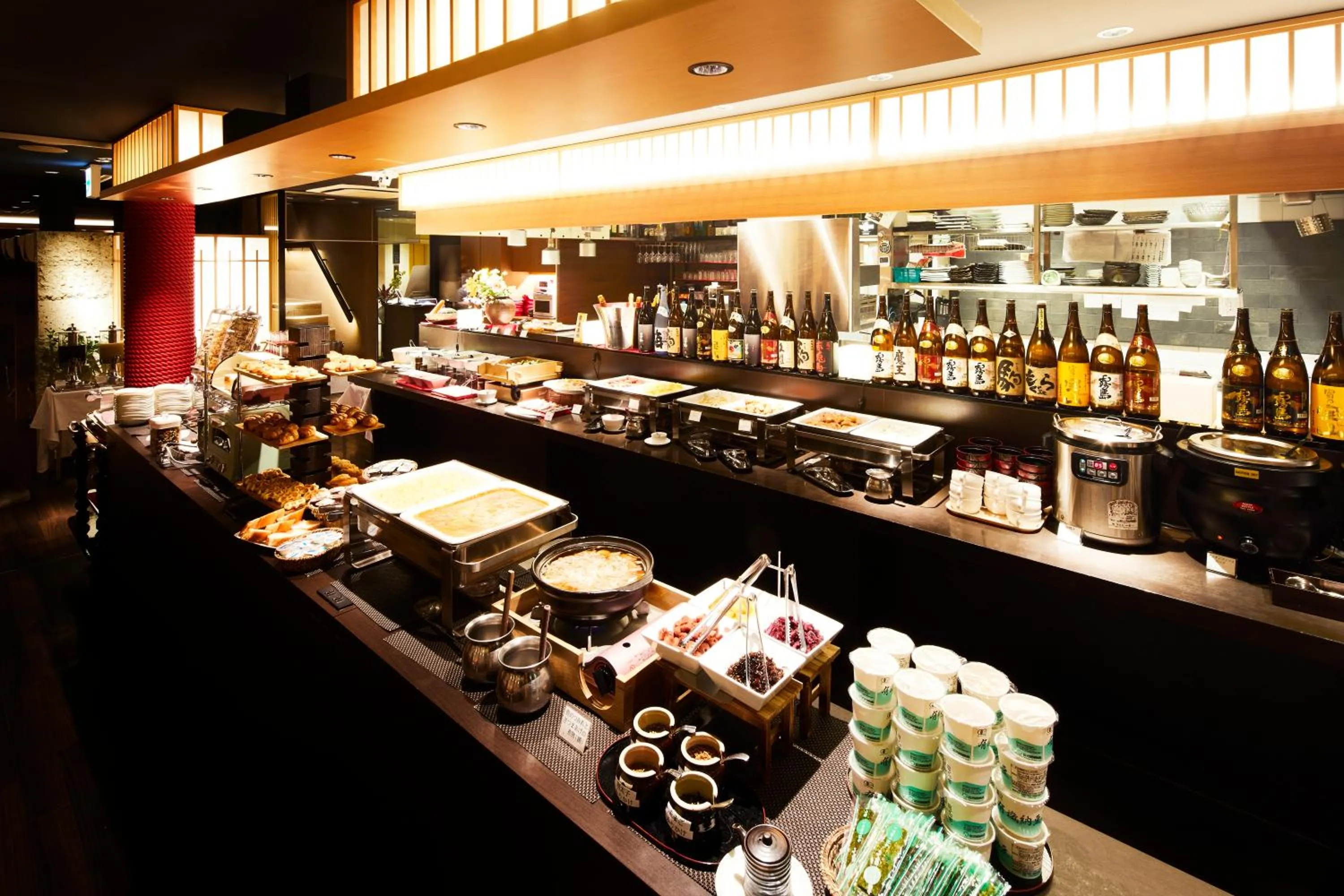 Buffet breakfast in Ginza Grand Hotel