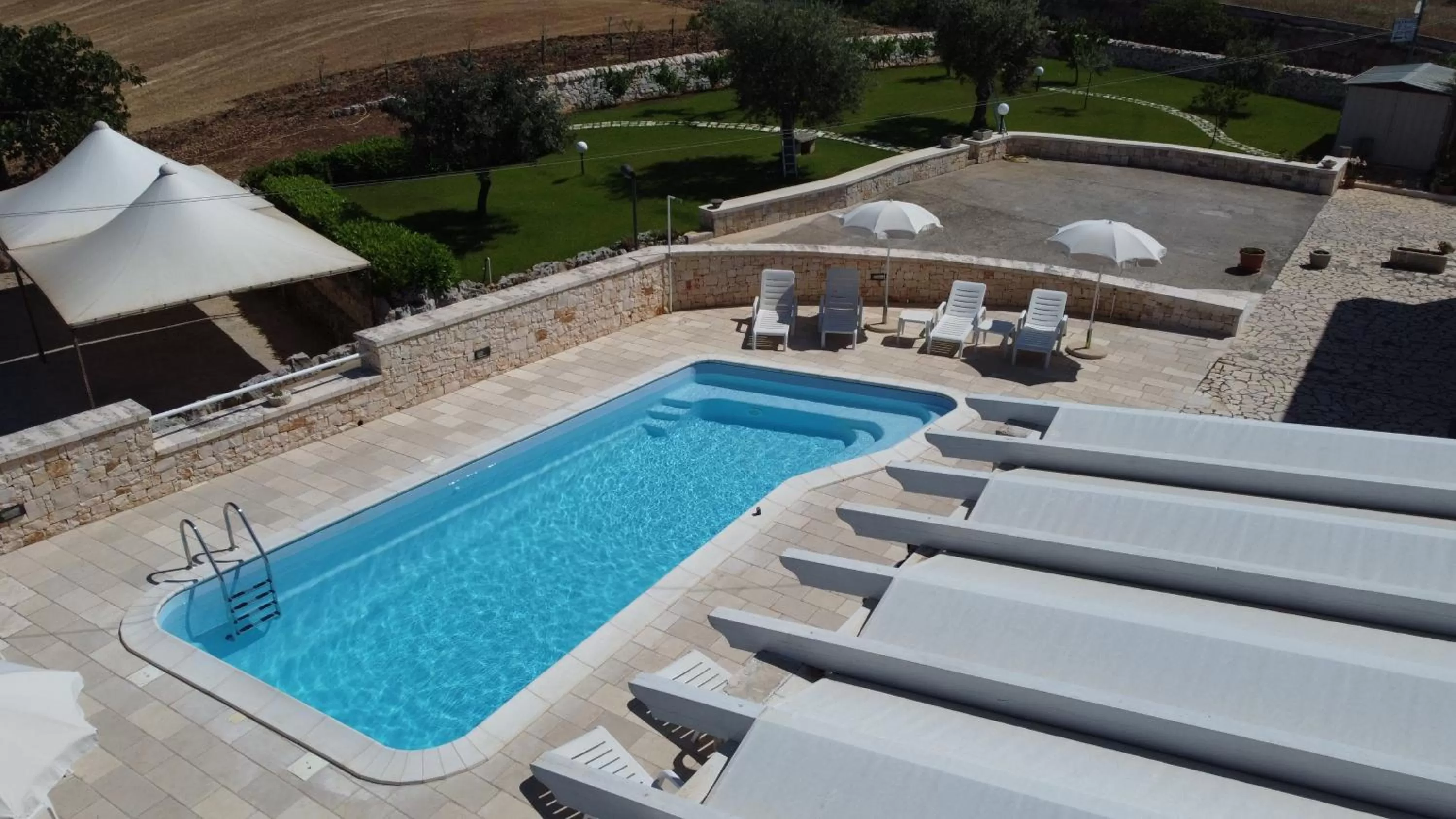 Pool View in B&B Il Leccio