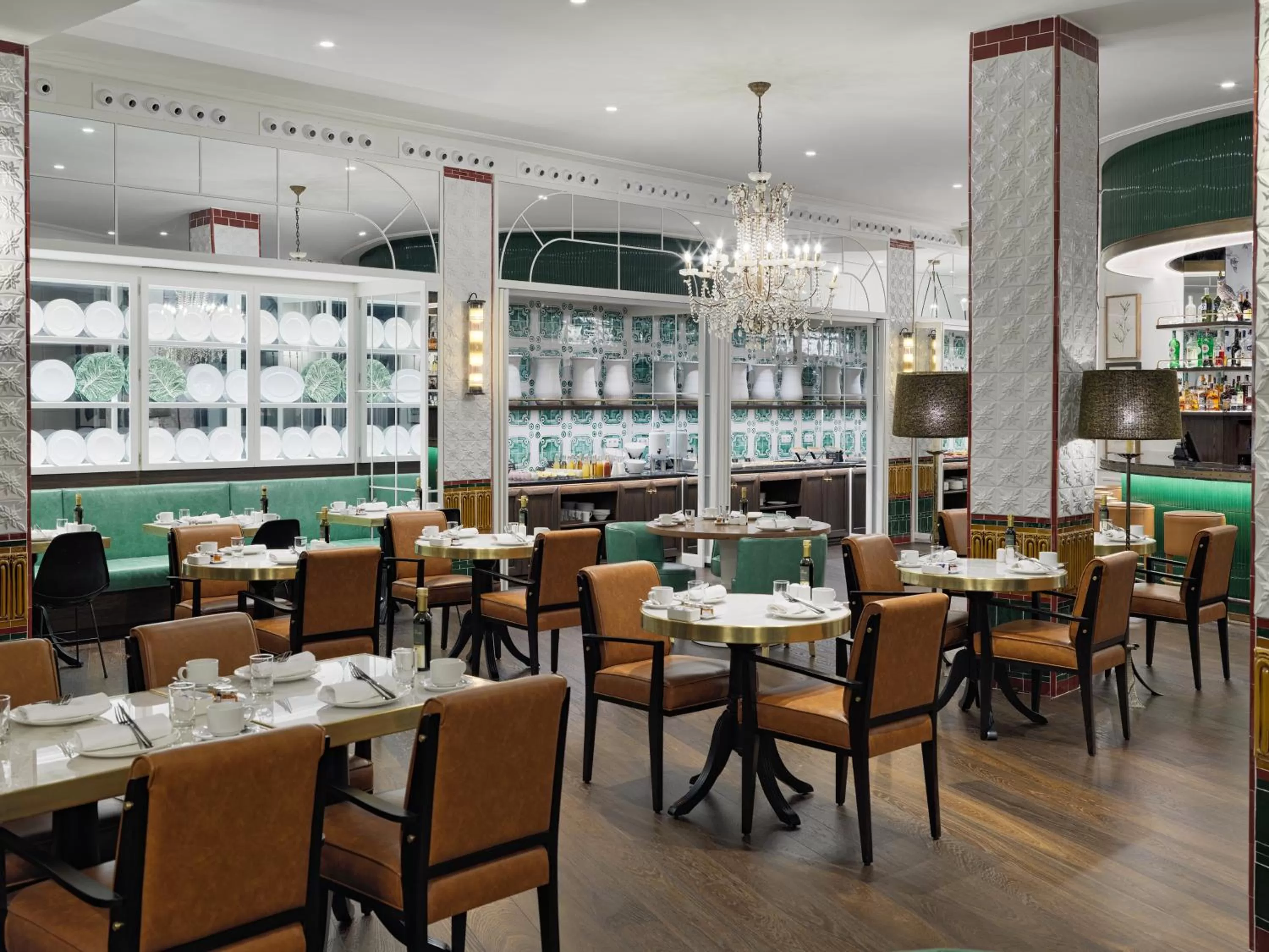 Breakfast in H10 Madison 4* Sup