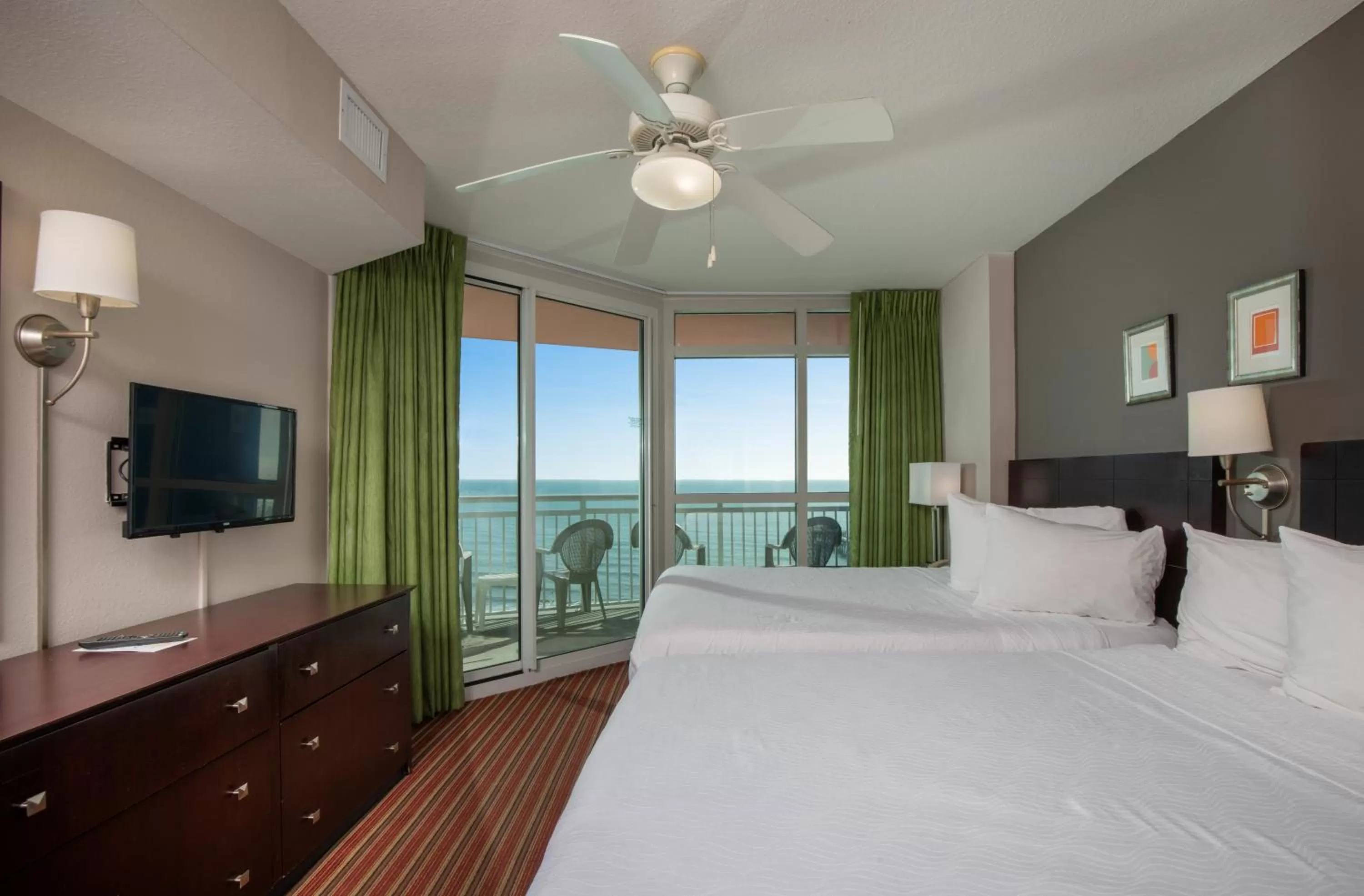 Bedroom, Bed in Prince Resort