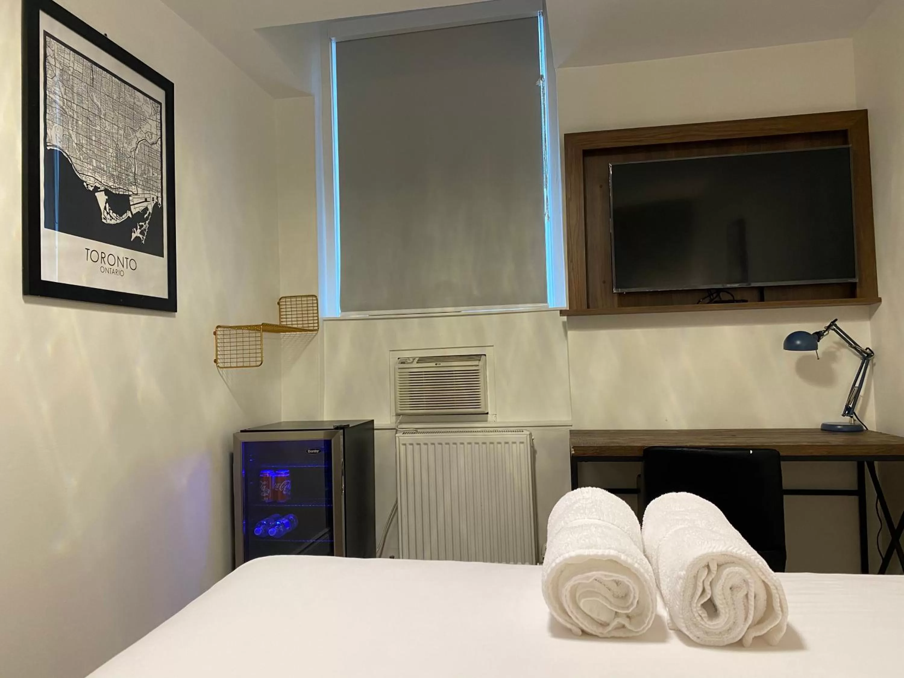 TV/Entertainment Center in Pembroke Inn