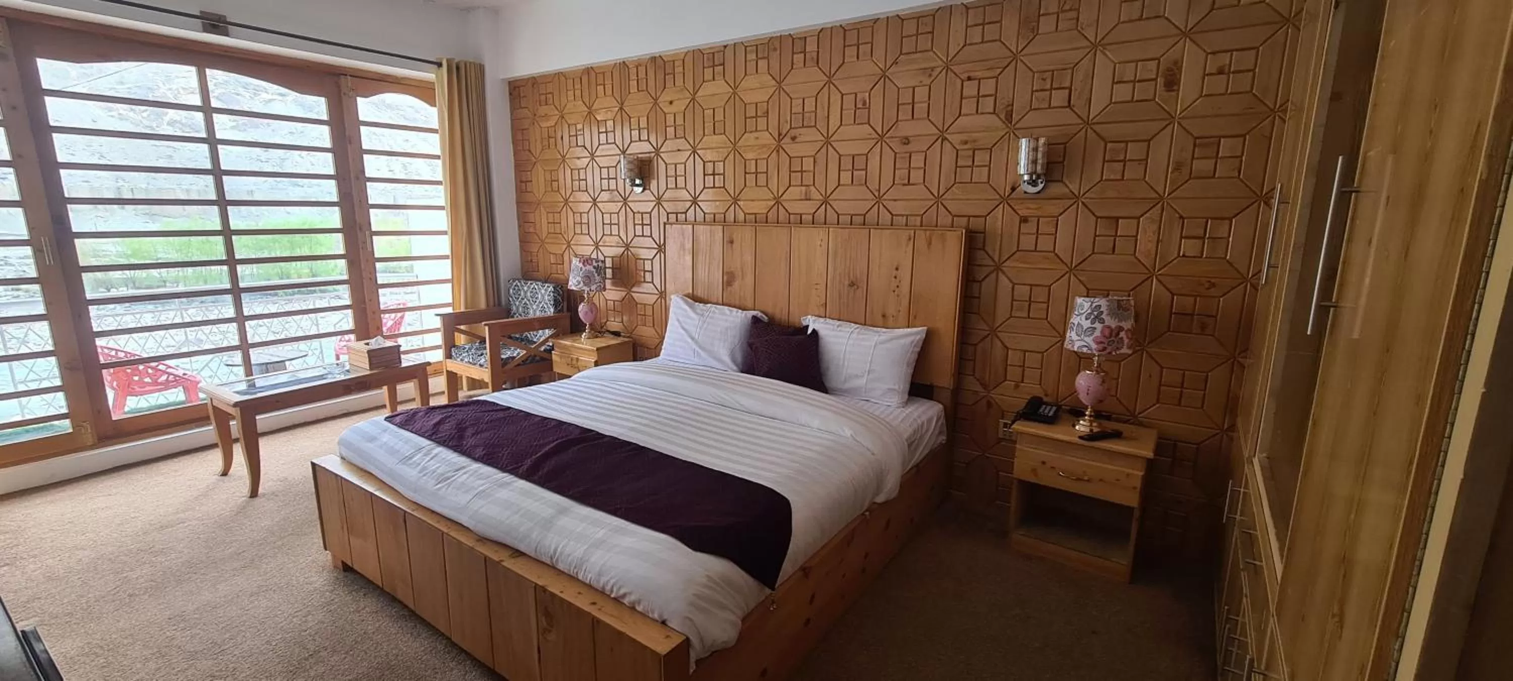 Bedroom in Indus Lodges Gilgit