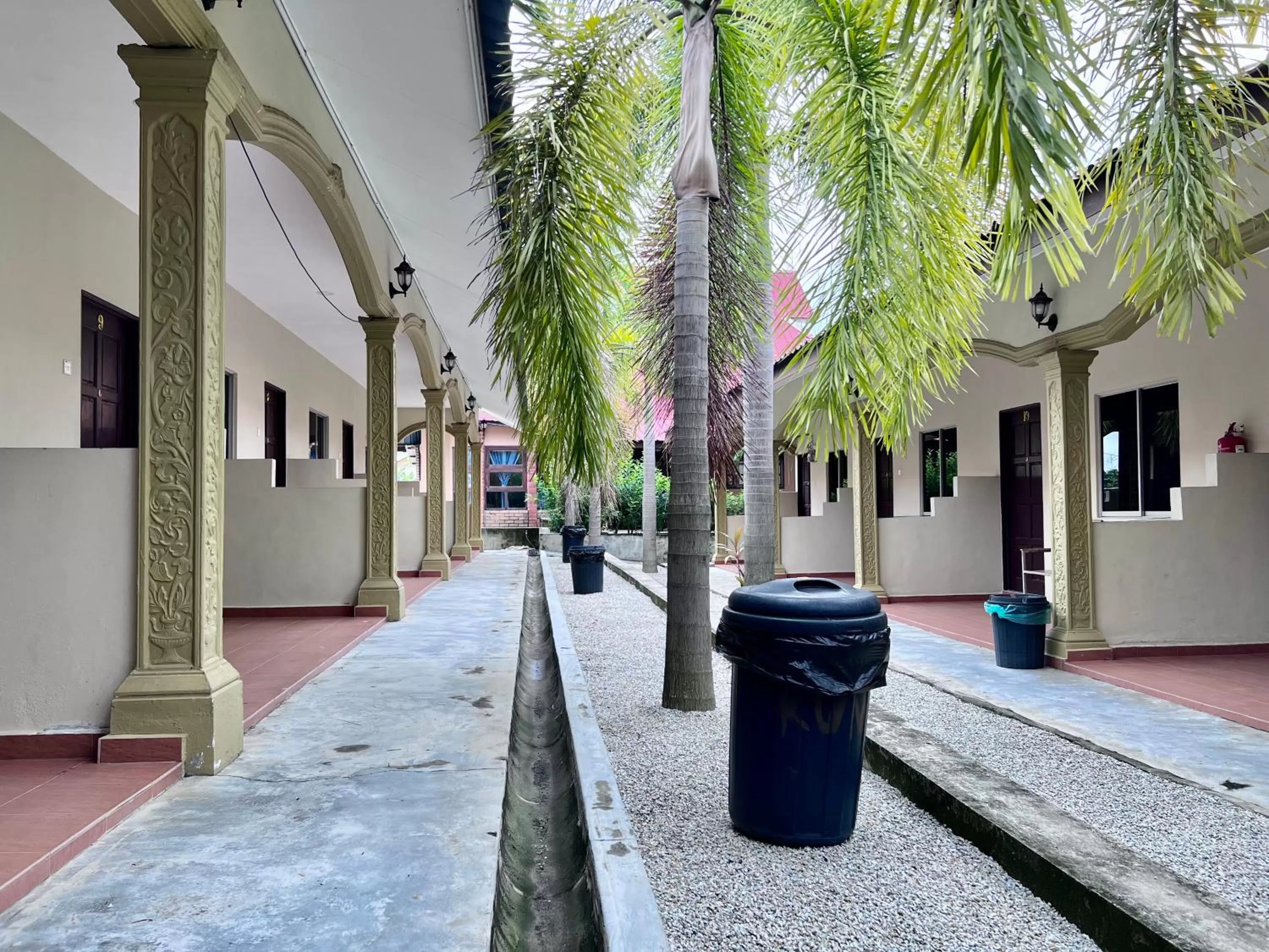 Day in Dhania Cenang Beach Motel