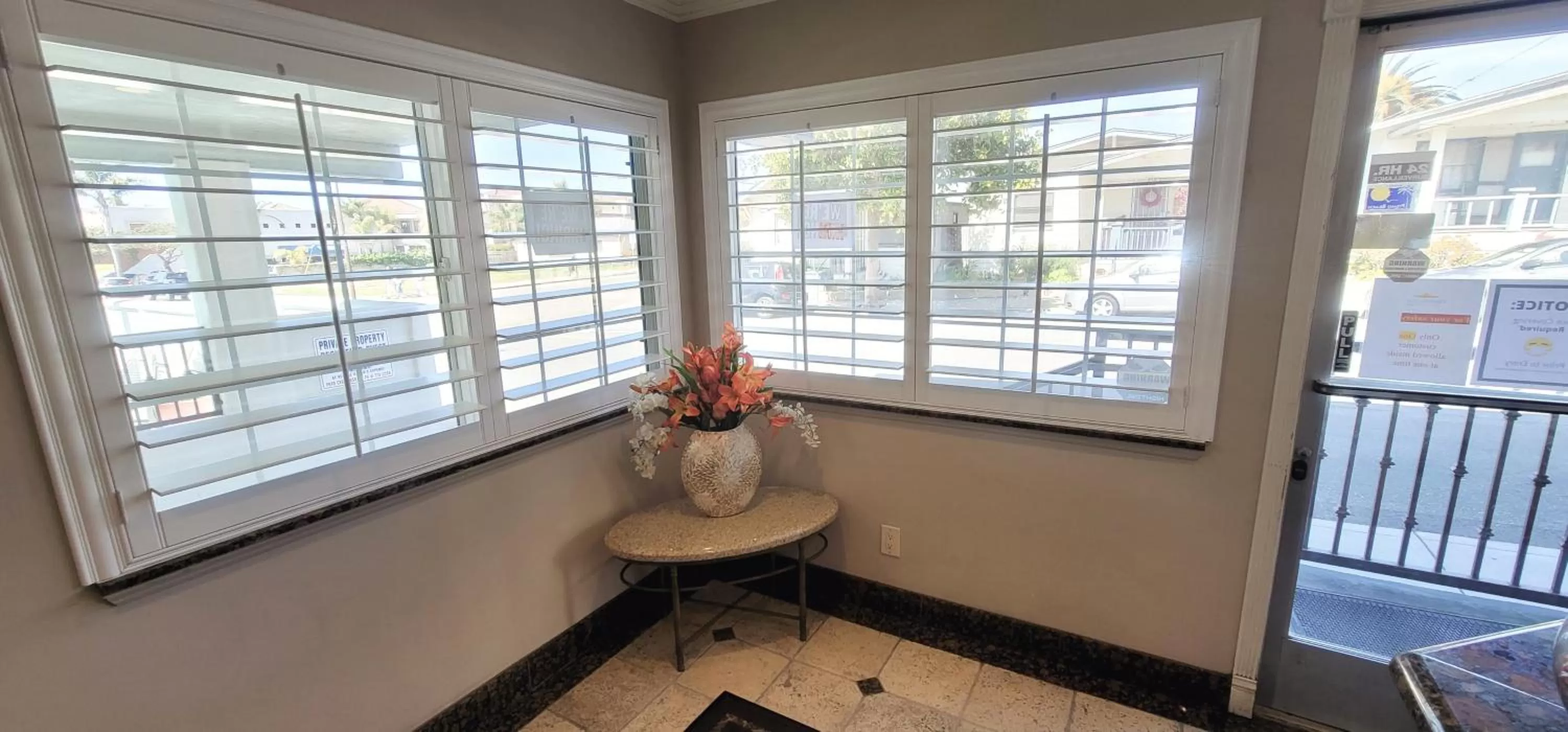 Lobby or reception in Beachwalker Inn & Suites