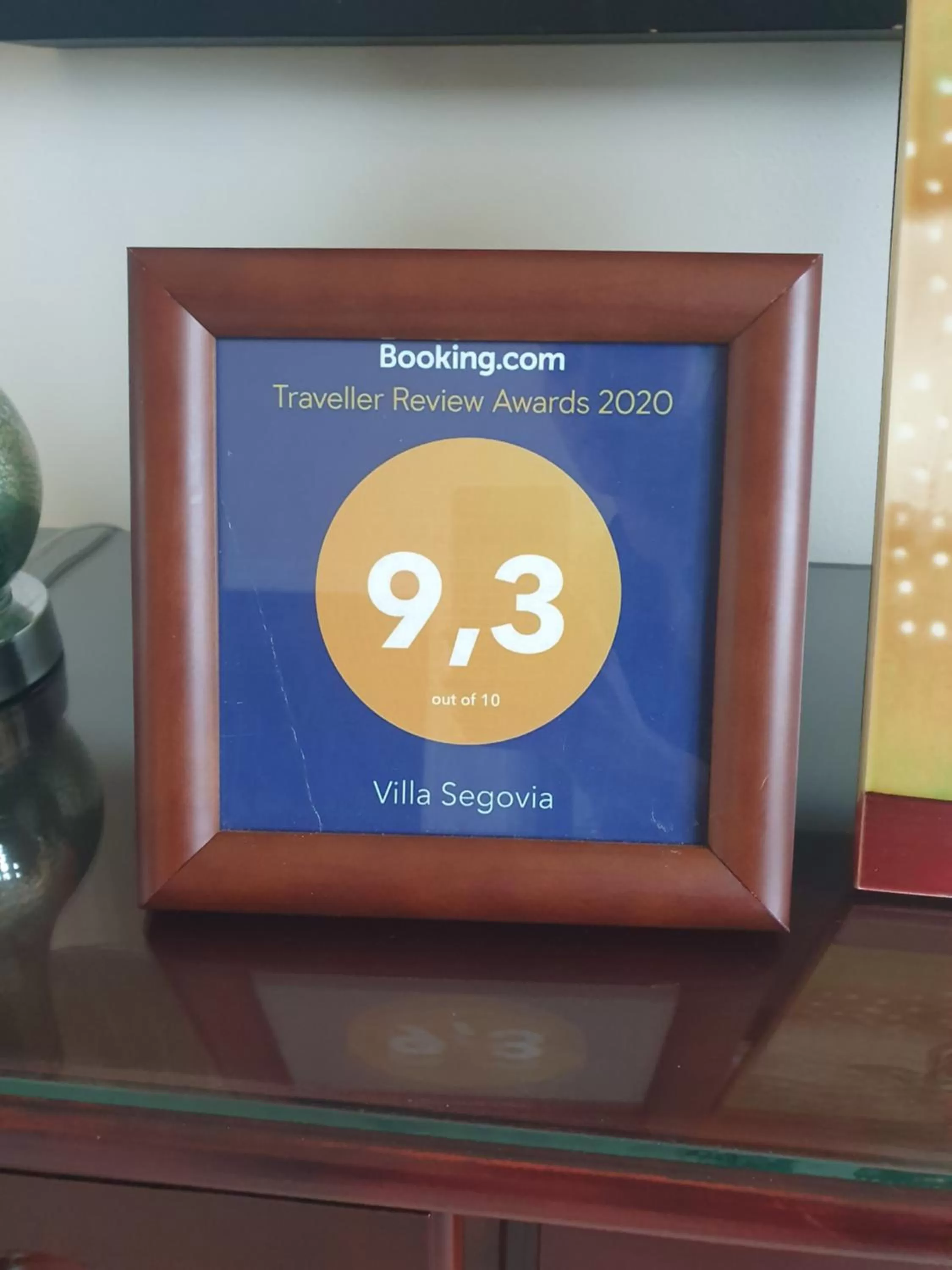 Logo/Certificate/Sign in Villa Segovia Cozumel