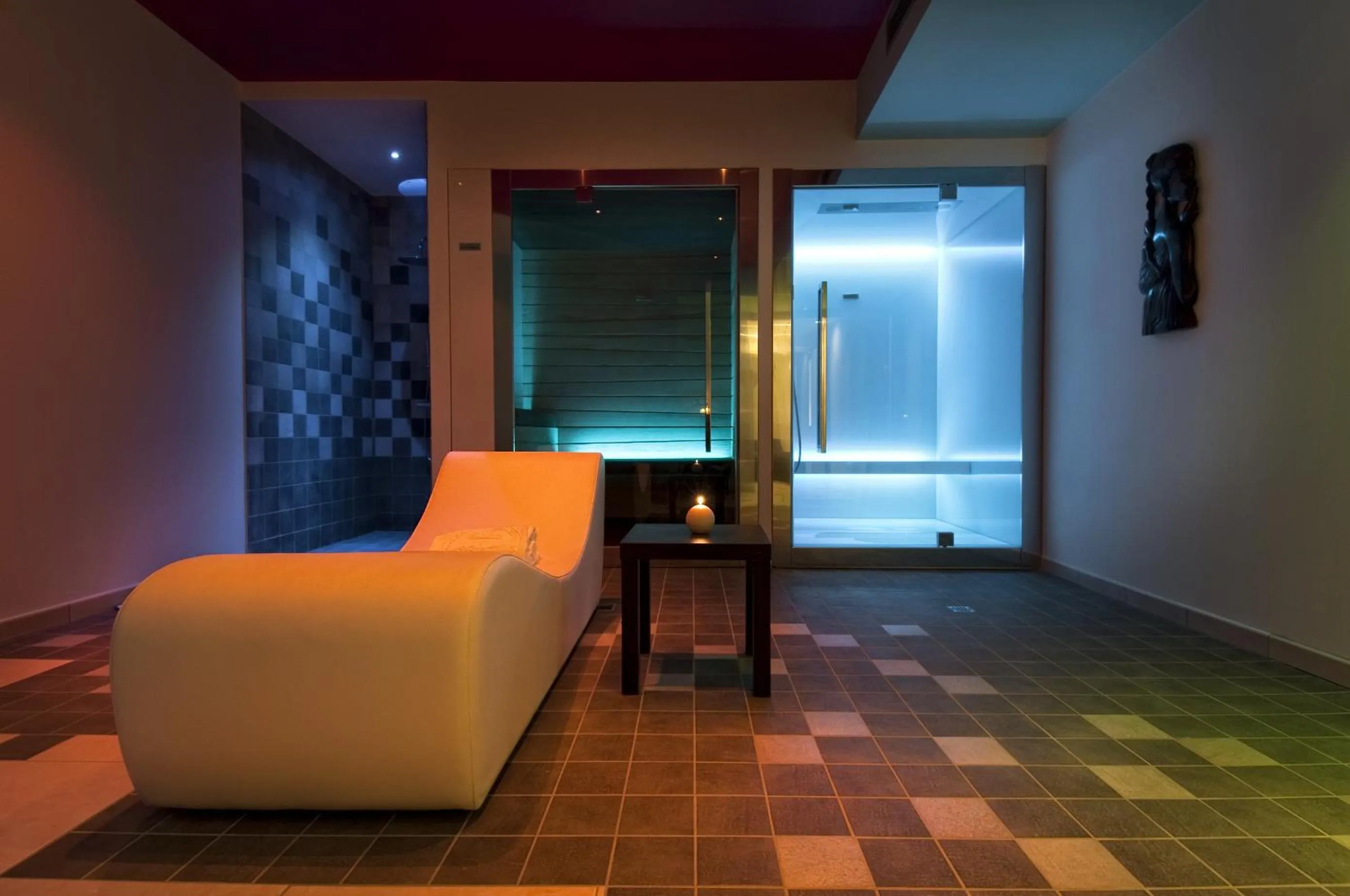 Spa and wellness centre/facilities in Villa Madrina Lovely and Dynamic Hotel