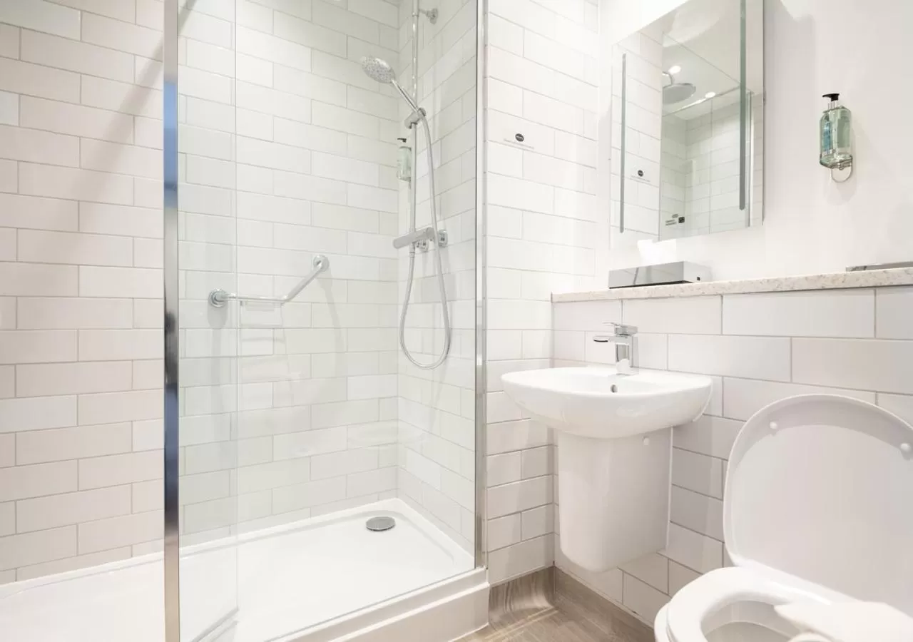 Toilet, Bathroom in Toby Carvery Exeter M5 J30 by Innkeeper's Collection