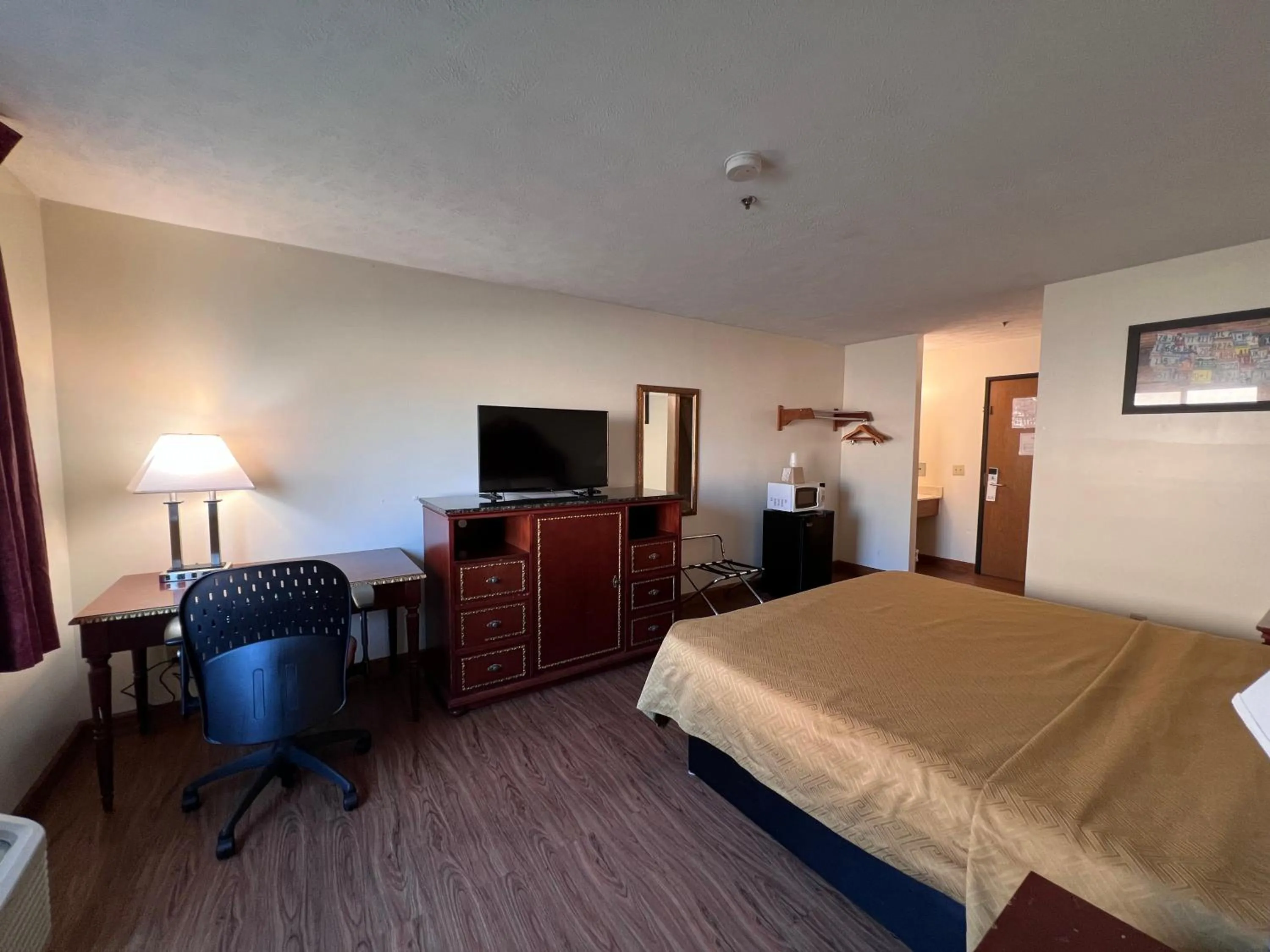 Bed in FairBridge Inn Express Chesterton