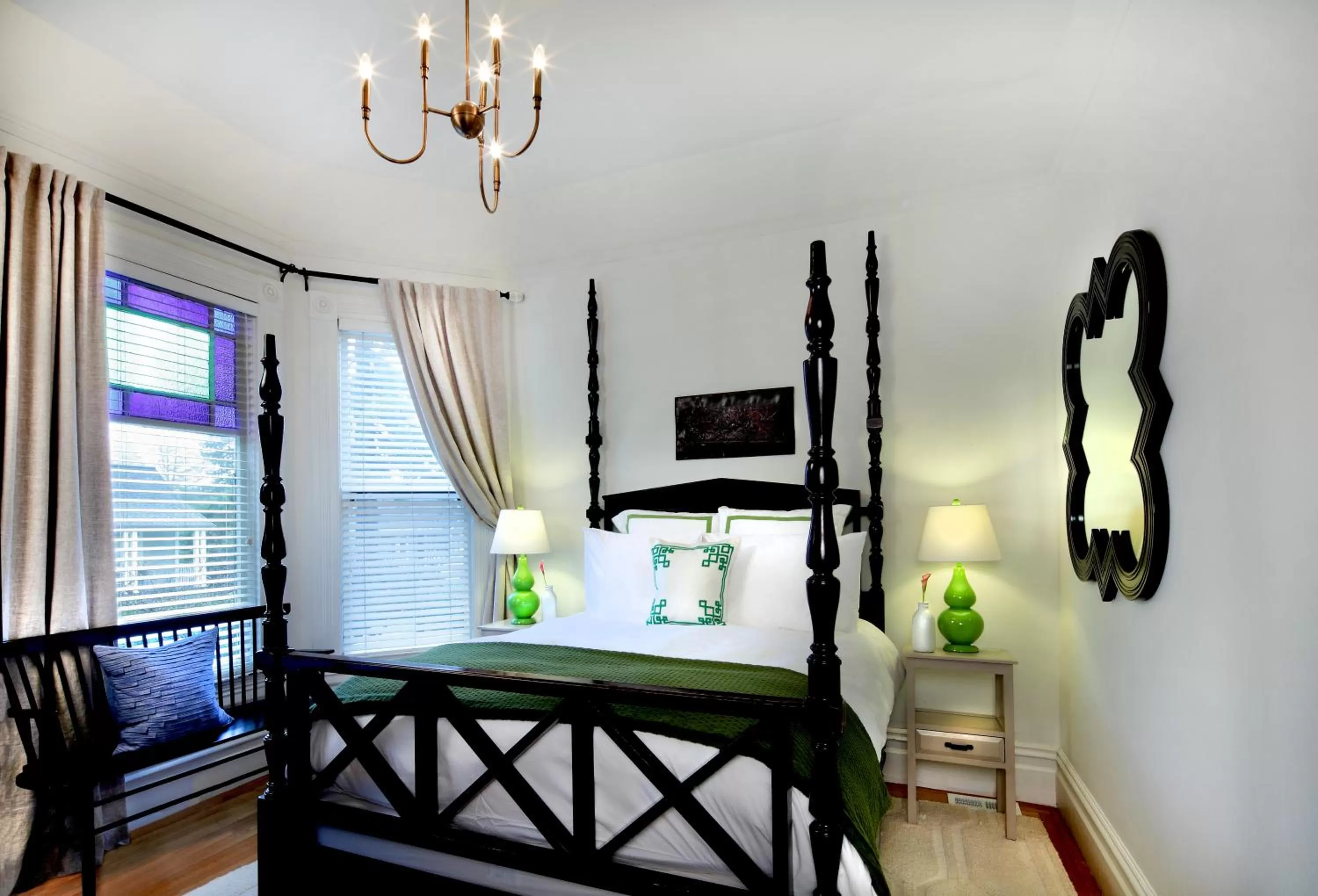 Bedroom in The Grape Leaf Inn