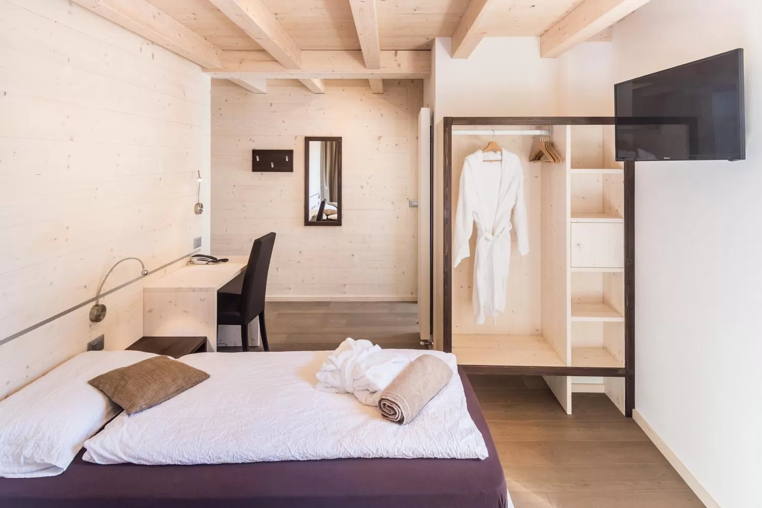 Bedroom, Bed in Hotel La Sorgente