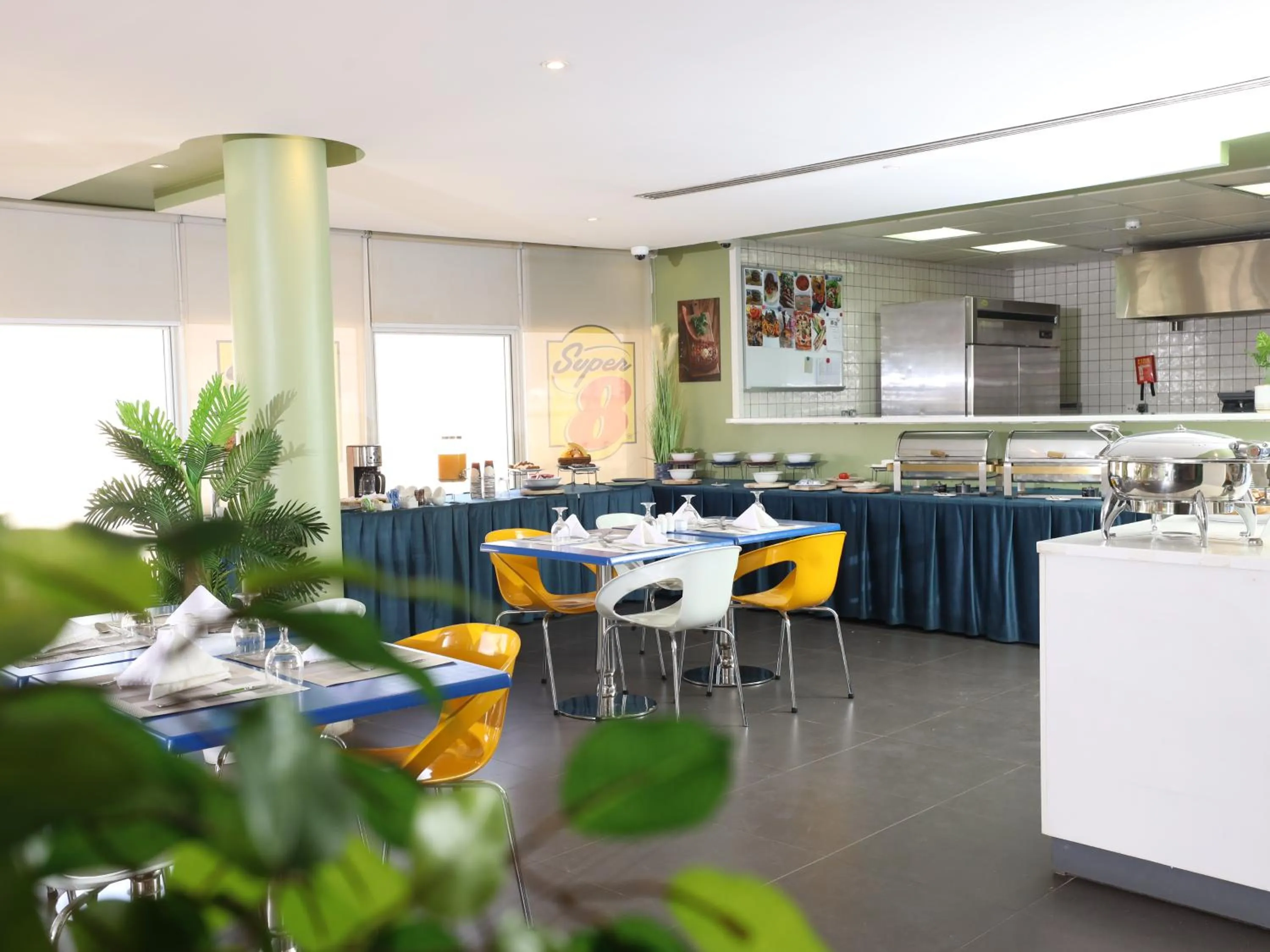 Restaurant/Places to Eat in Super 8 Hotel Al Riyadh by Wyndham