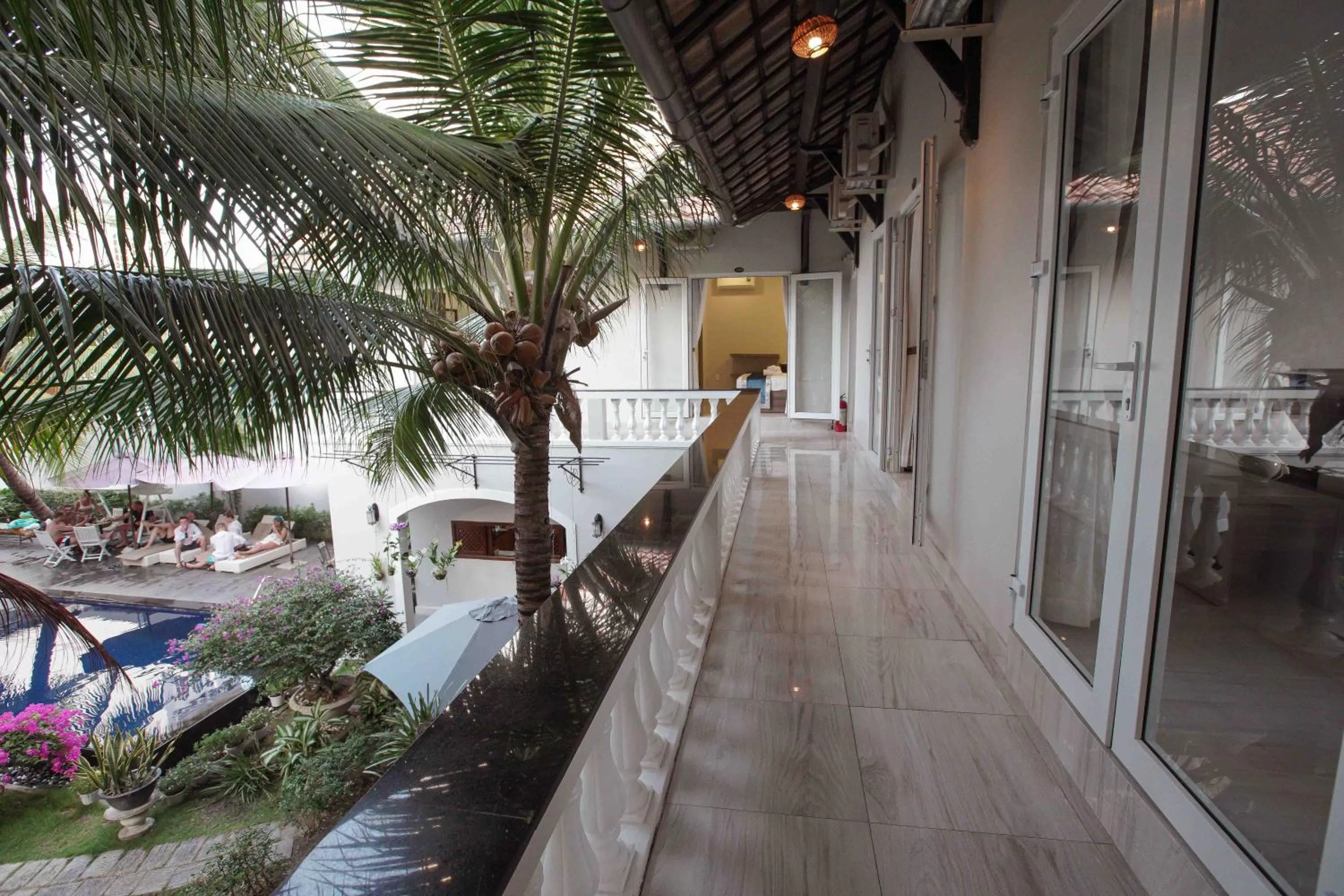 Balcony/Terrace in La Paloma Villa
