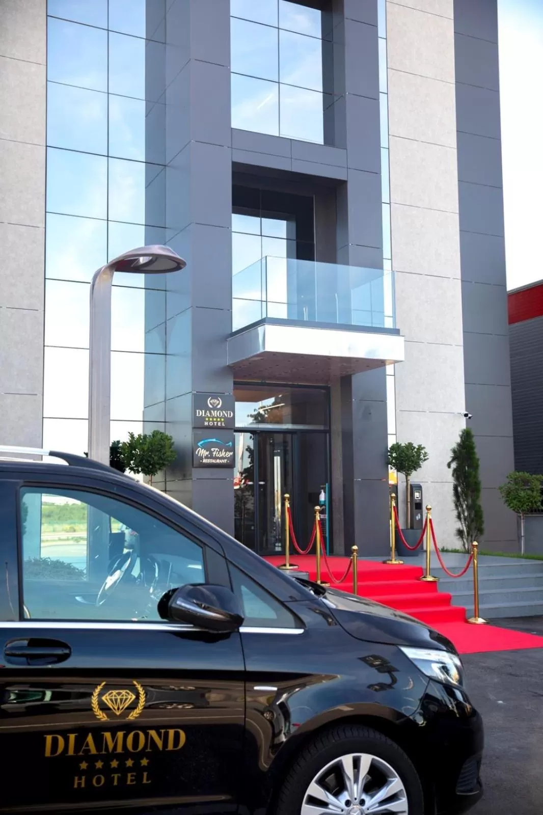 Facade/entrance, Property Building in Hotel Diamond Prishtina