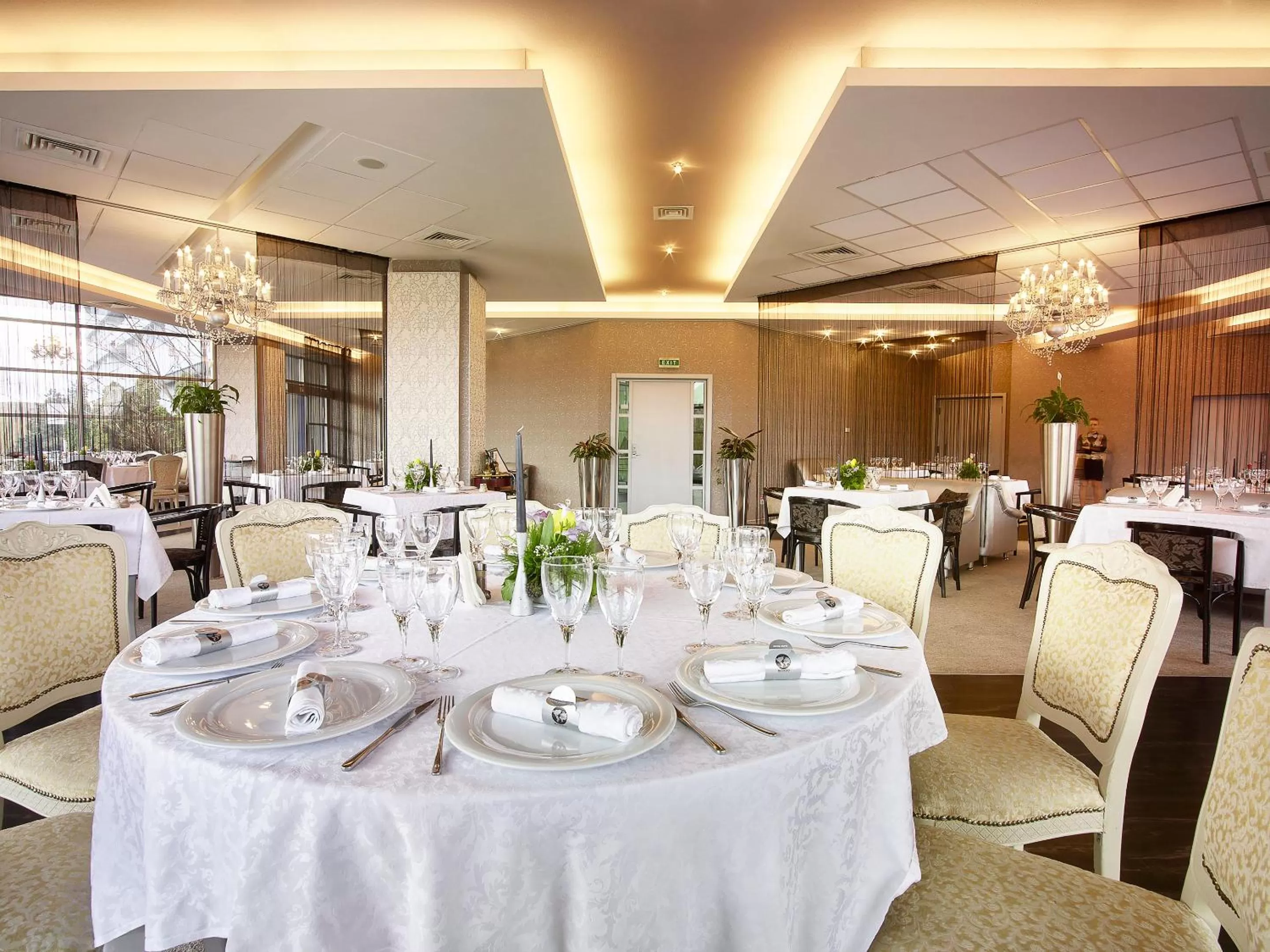 Food and drinks in Continental Forum Oradea