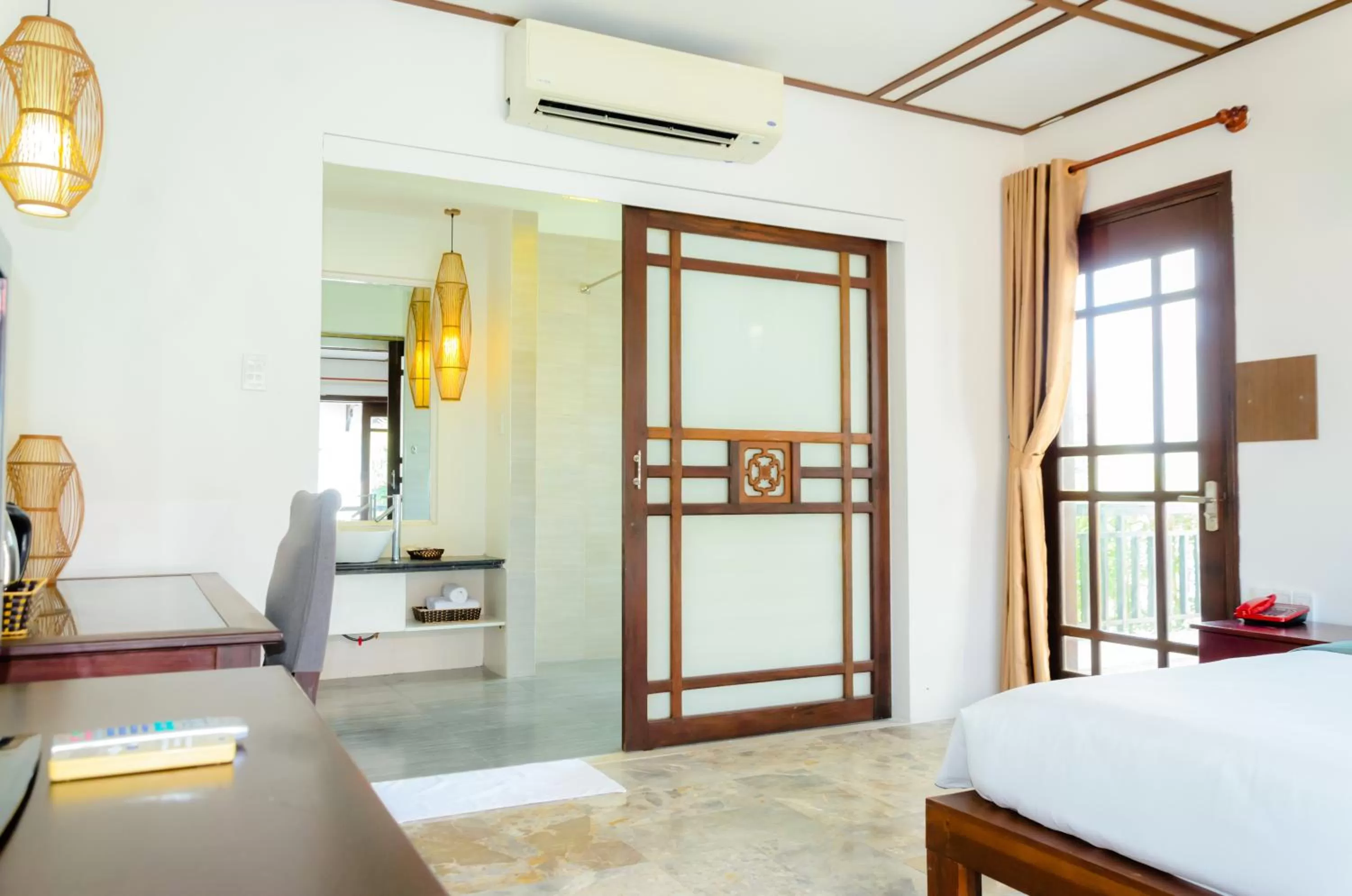 Shower in Riverside Bamboo Resort Hoi An