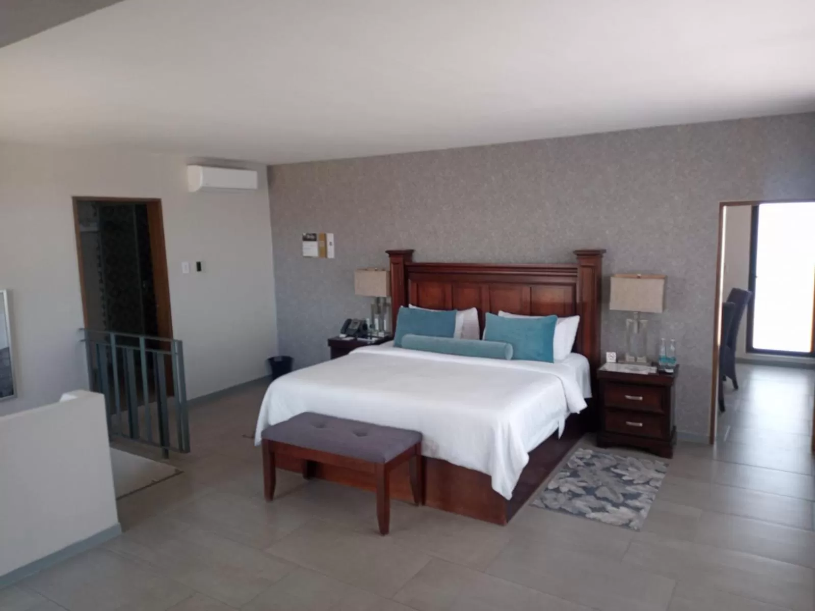 Bed in Gran Hotel Concordia San Luis Potosi