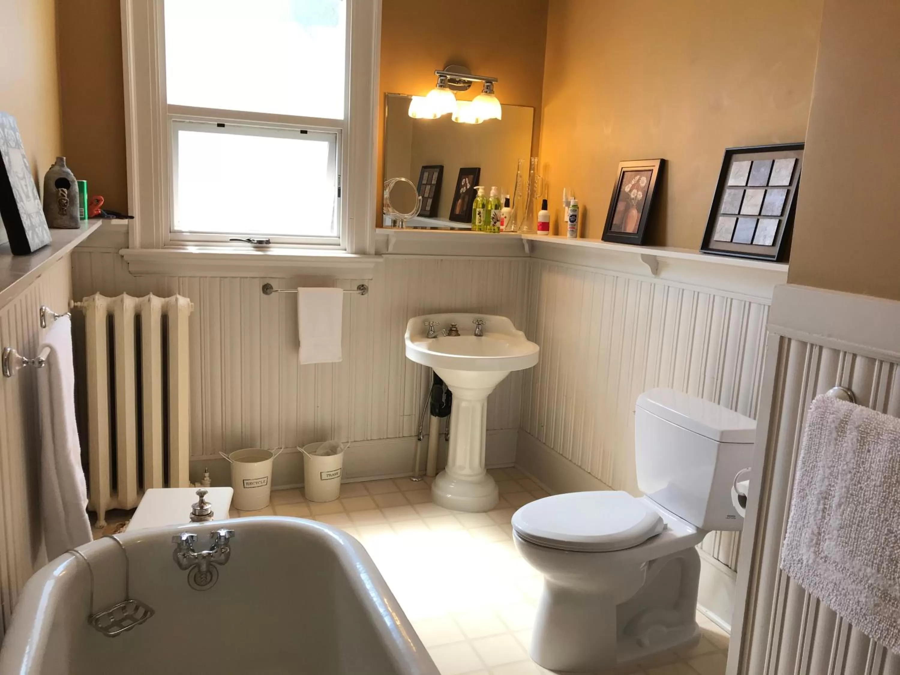 Bathroom in Stirling House