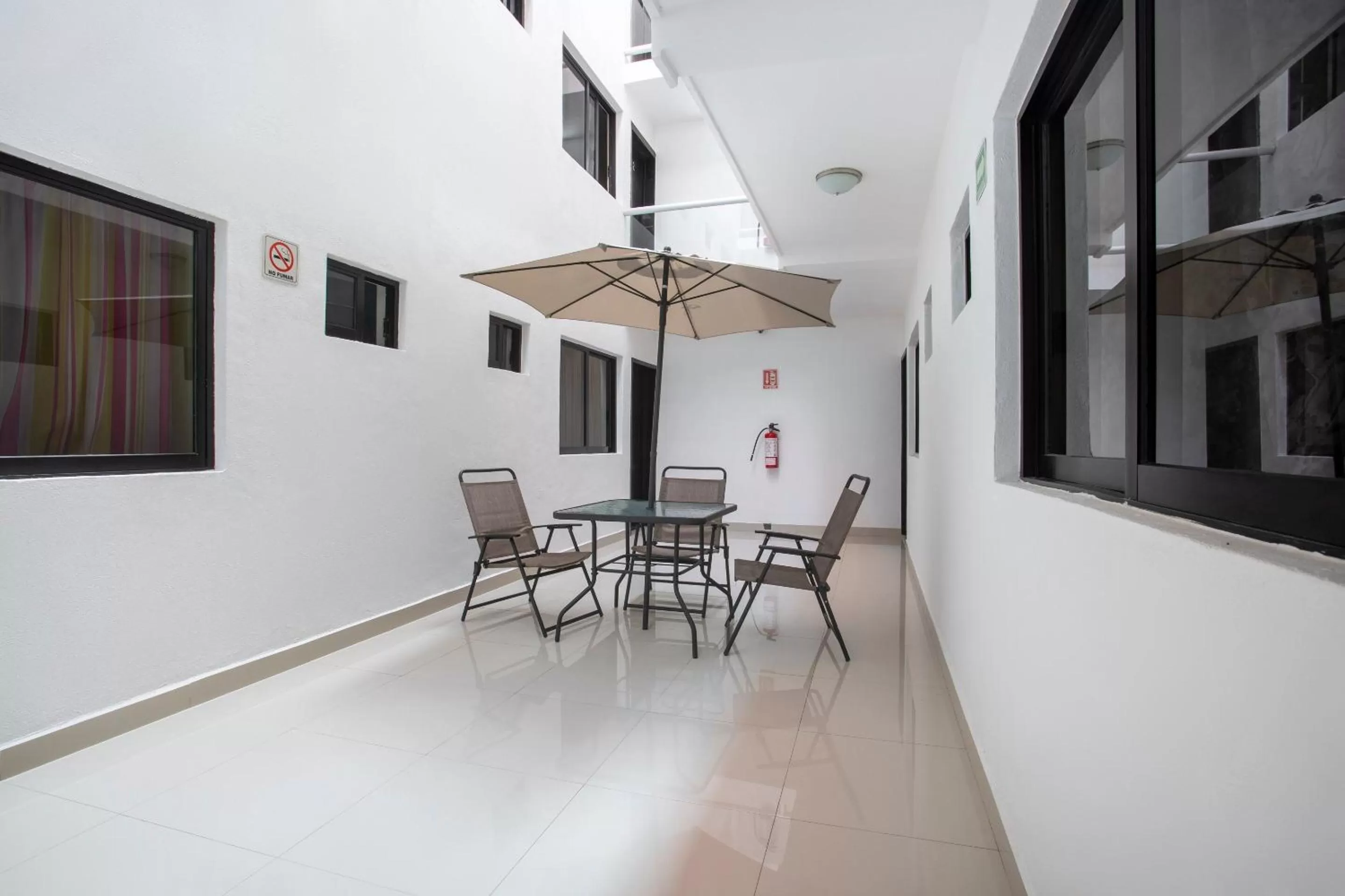 Lobby or reception in Hotel Jardín Cancún