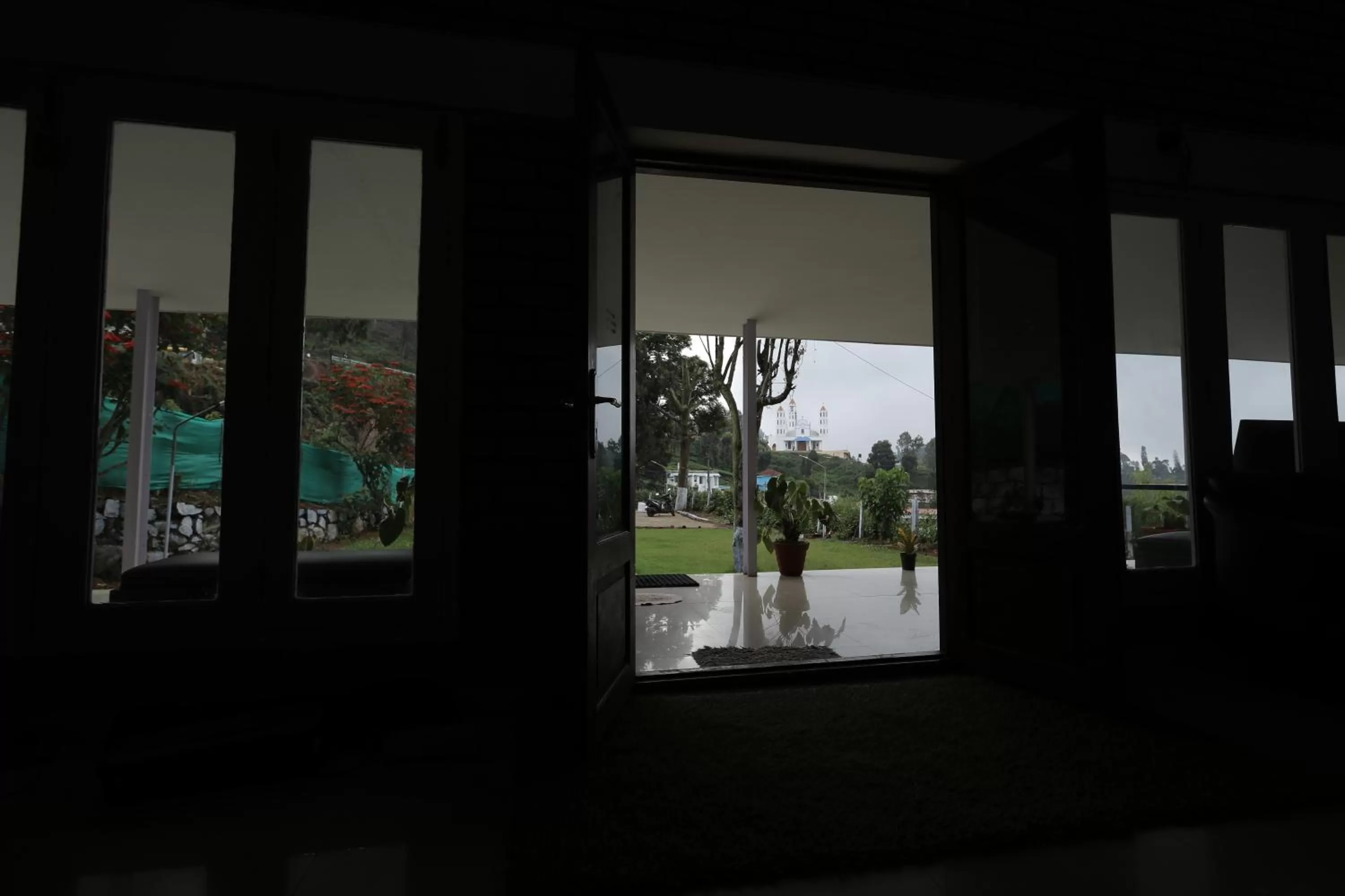 Day in Nilgiris Inn By Lexstays Kotagiri, Ooty