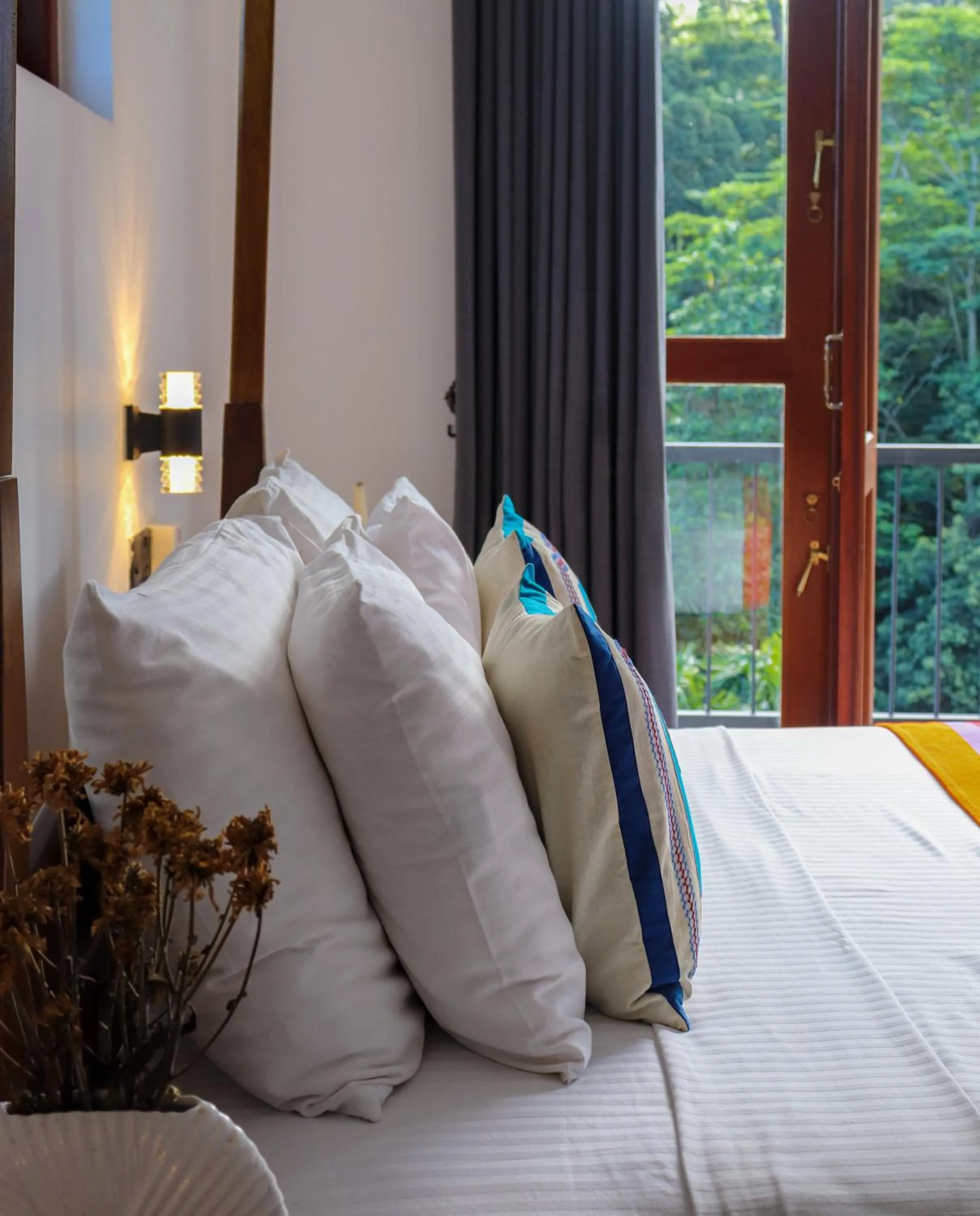 BBQ facilities, Bed in Hanthana House