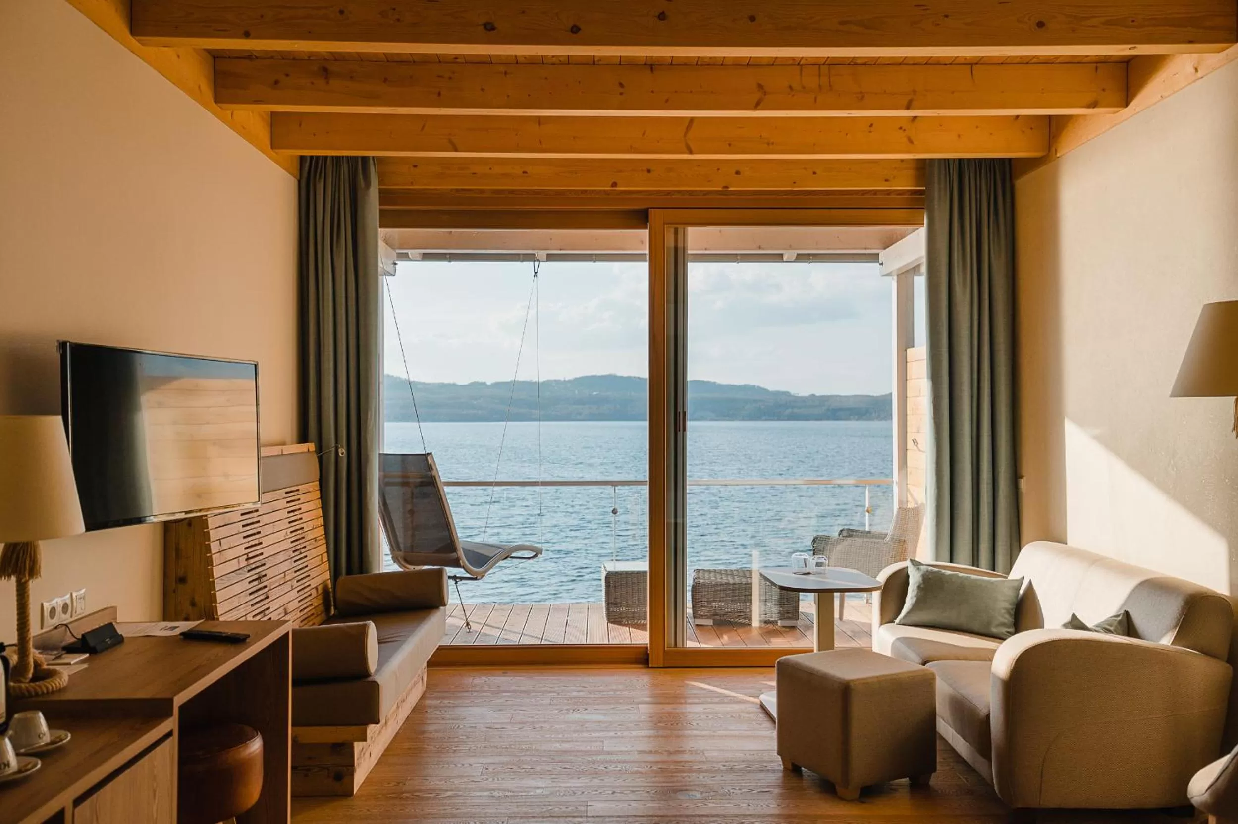 Double Room with Spa and Lake View - single occupancy in Insel der Sinne