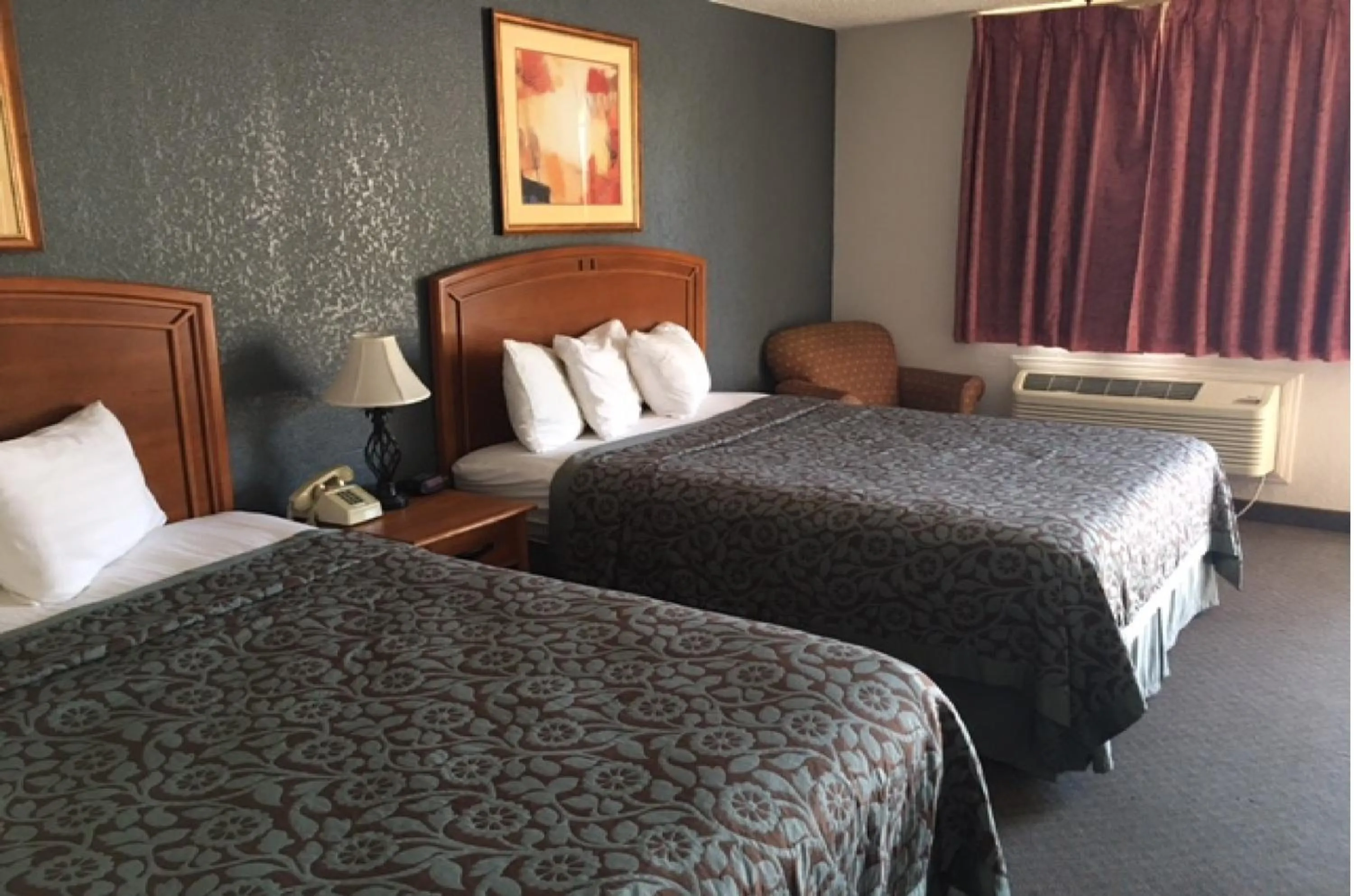 Bedroom, Bed in Hebbronville Executive Inn
