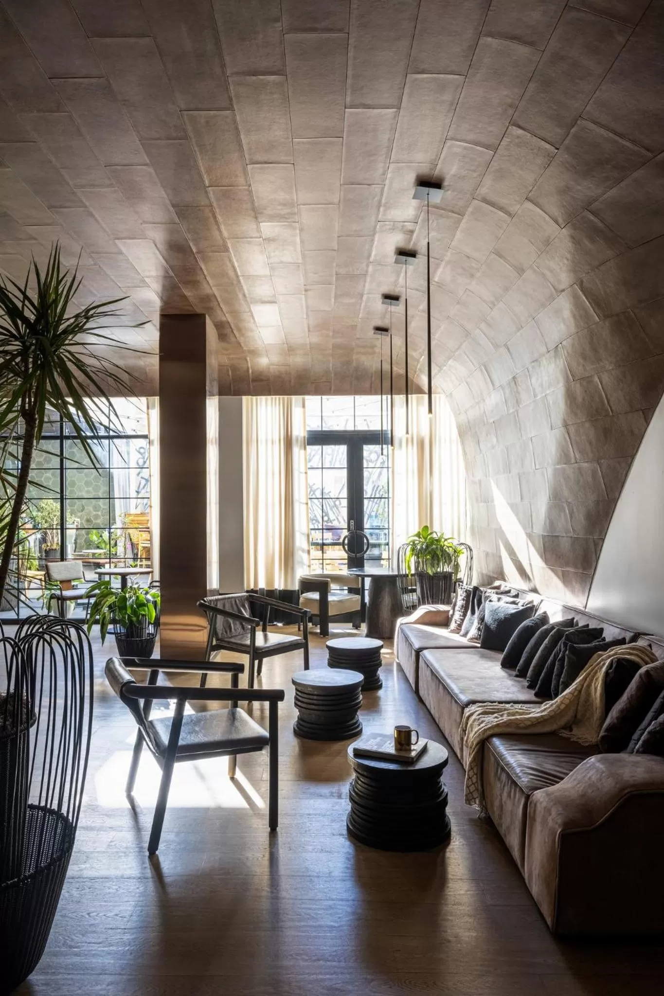 Property building in Kimpton La Peer Hotel West Hollywood by IHG