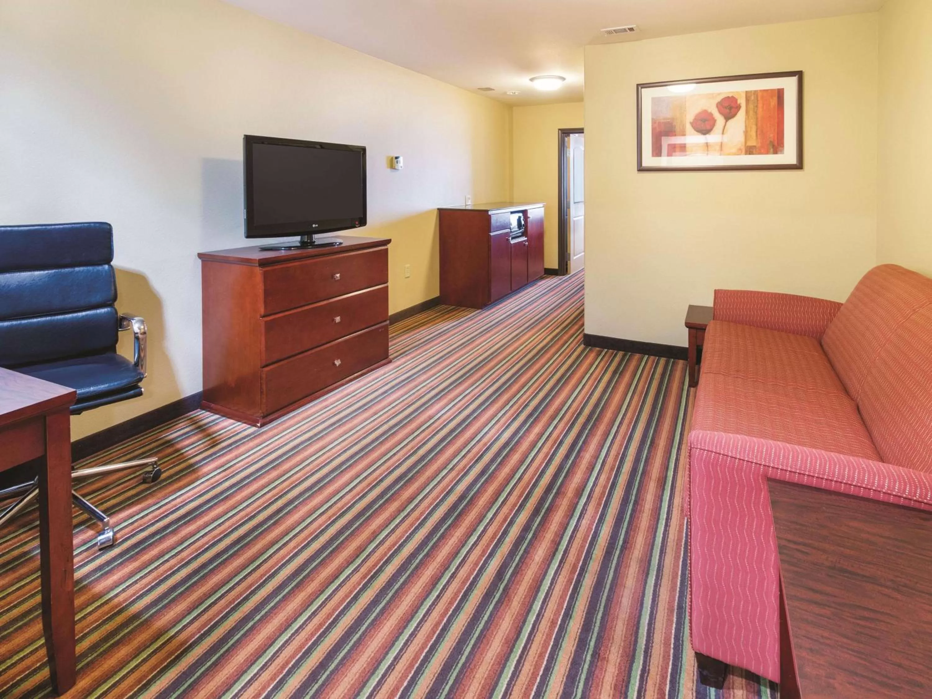 Deluxe King Suite - Non-Smoking in La Quinta by Wyndham Woodway - Waco South