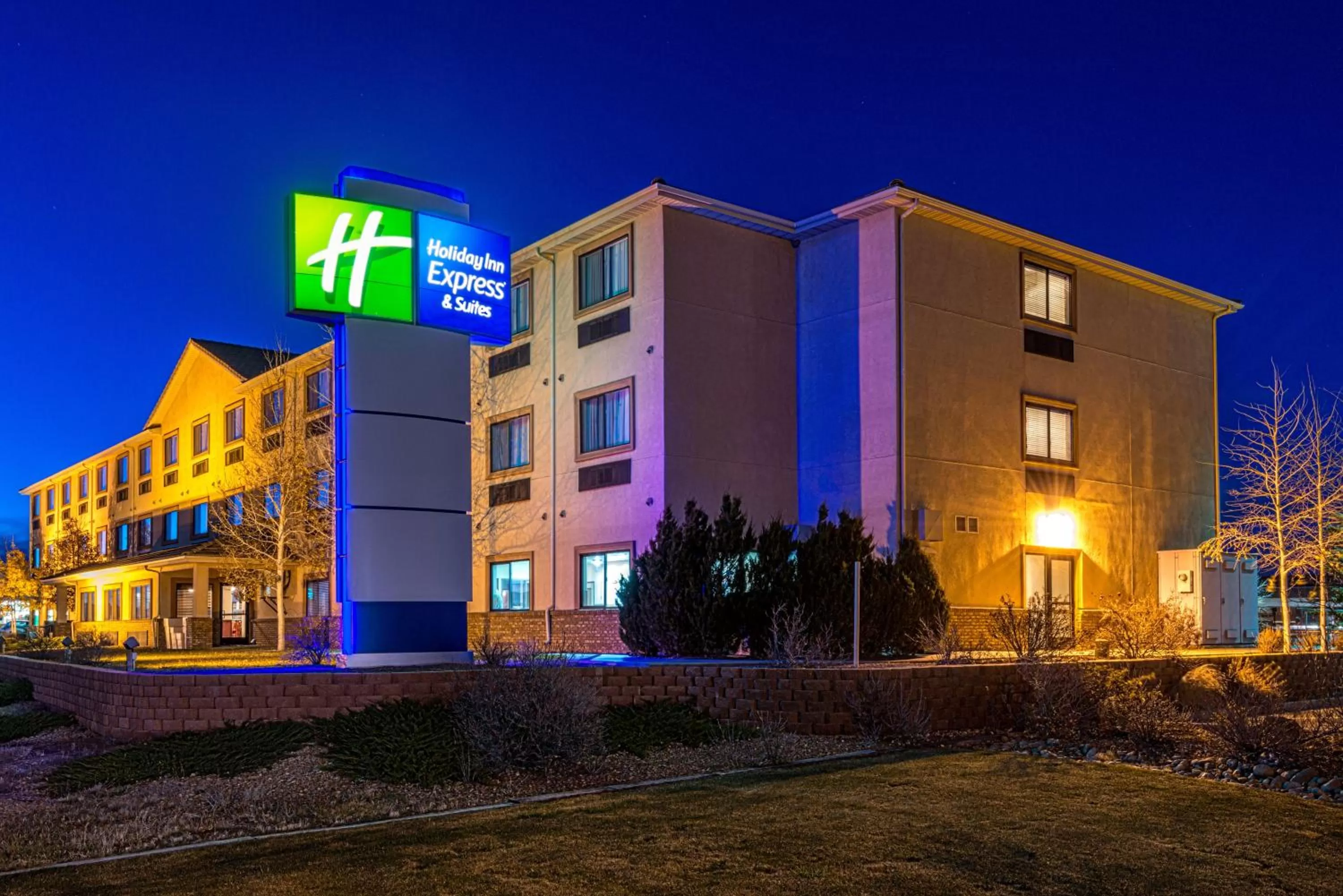 Property building in Holiday Inn Express & Suites Alamosa by IHG