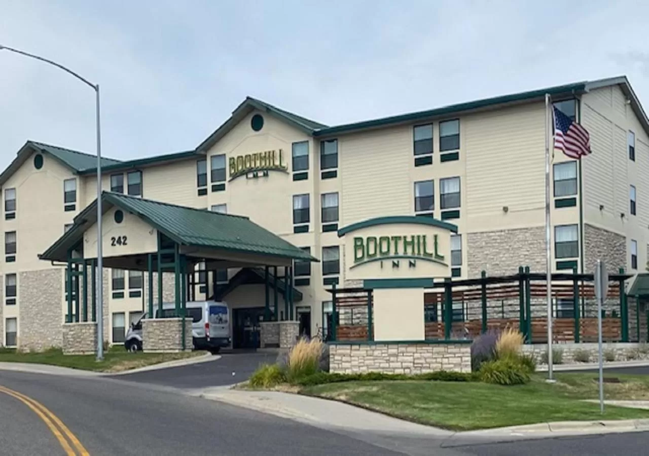 Facade/entrance in Boothill Inn and Suites