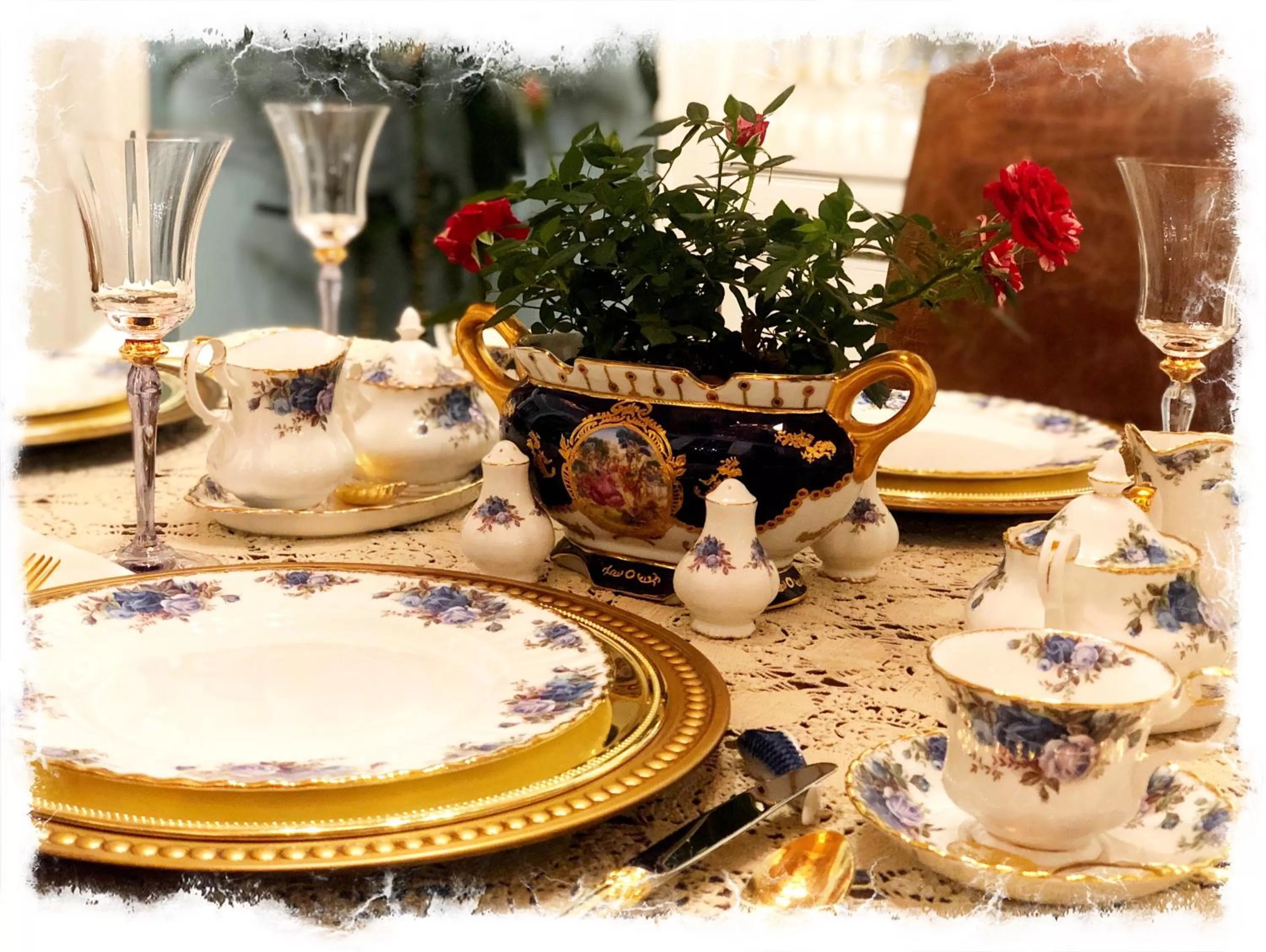 Food and drinks in The Inn on Knowles Hill Bed & Breakfast Hotel