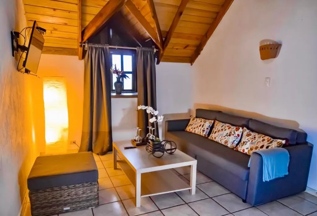 Living room in Hotel Rancho Constanza & Cabañas de la Montaña