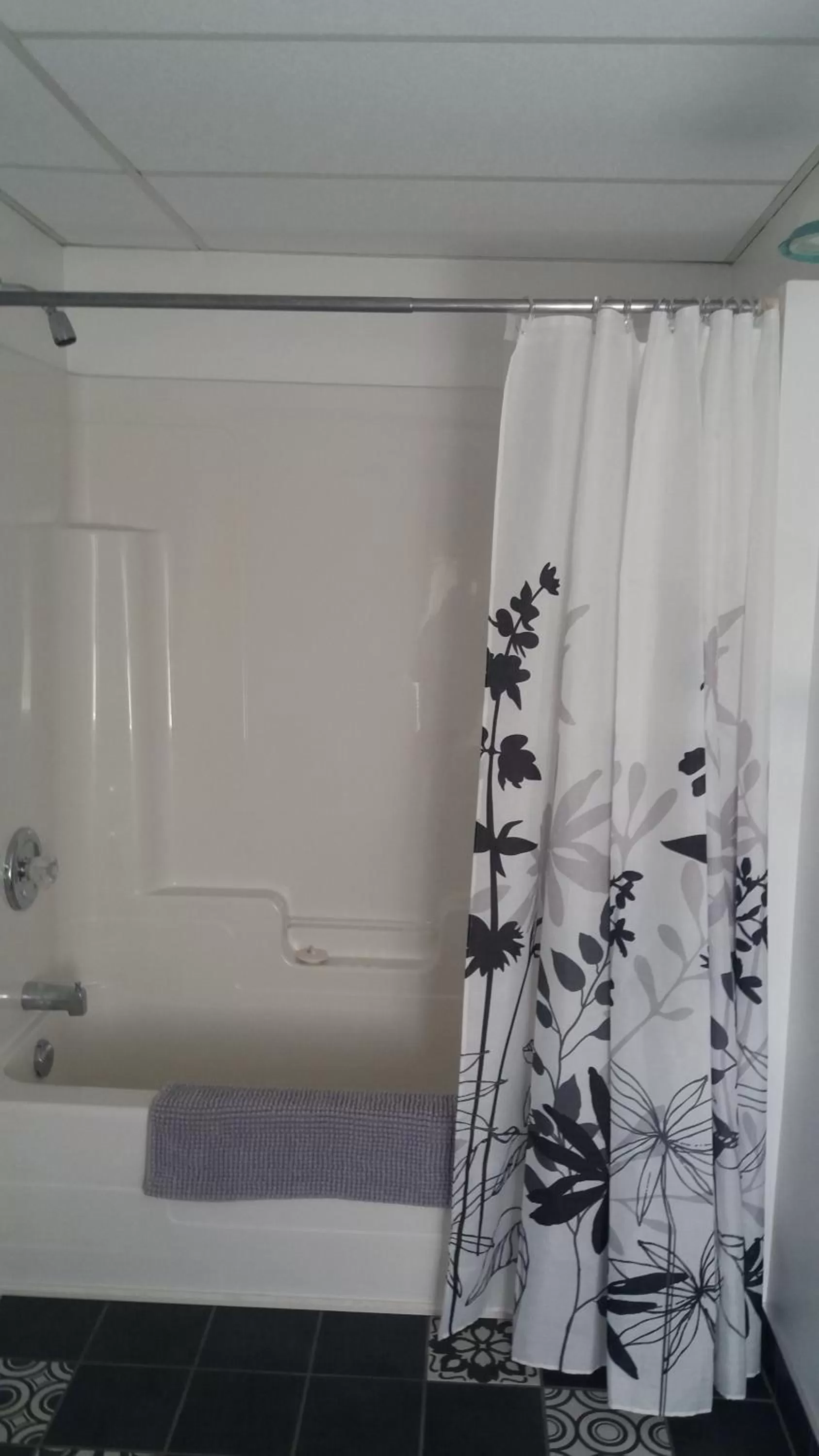 Bathroom in Motel Shantik