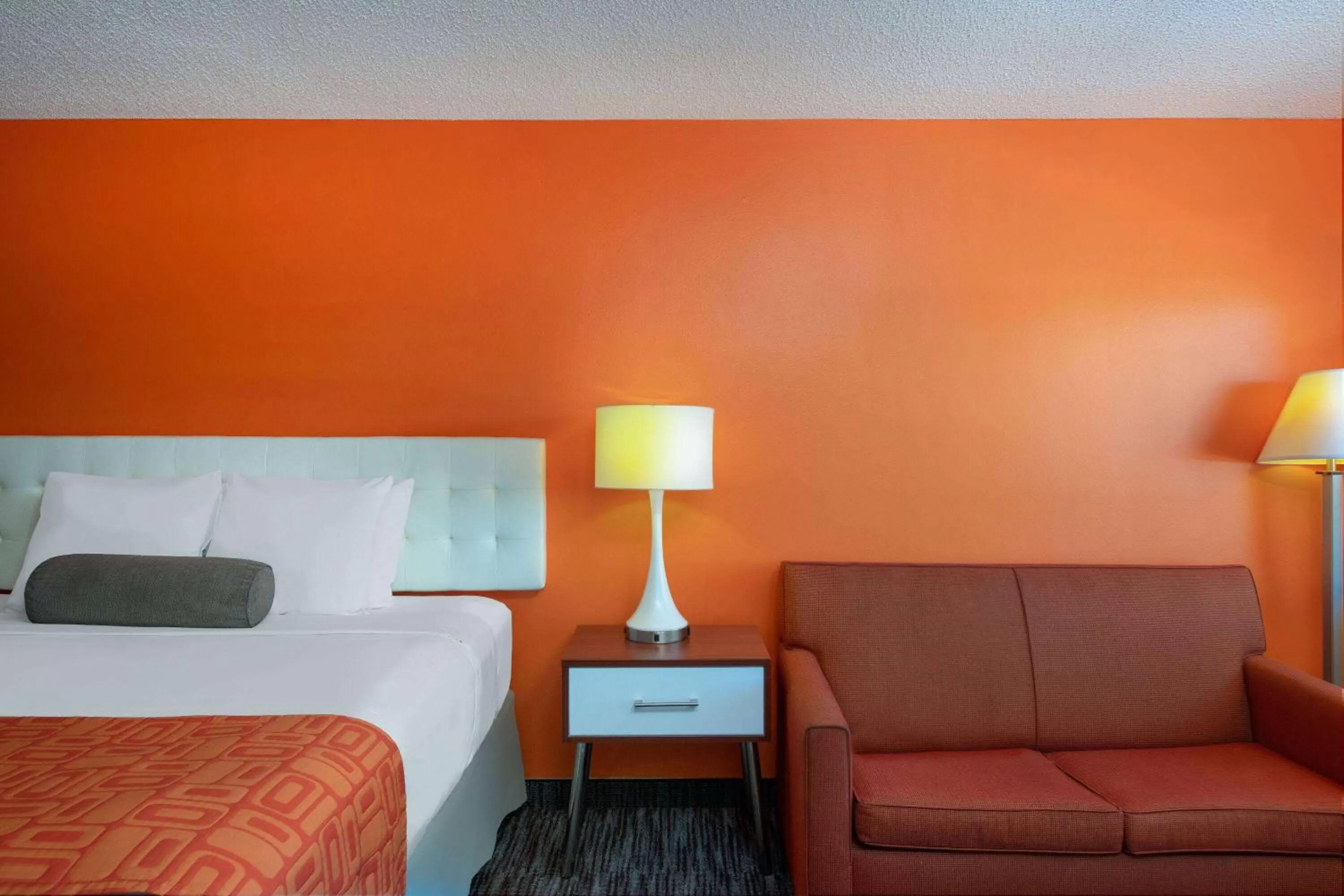 Photo of the whole room, Bed in Howard Johnson by Wyndham Vero Beach/I-95
