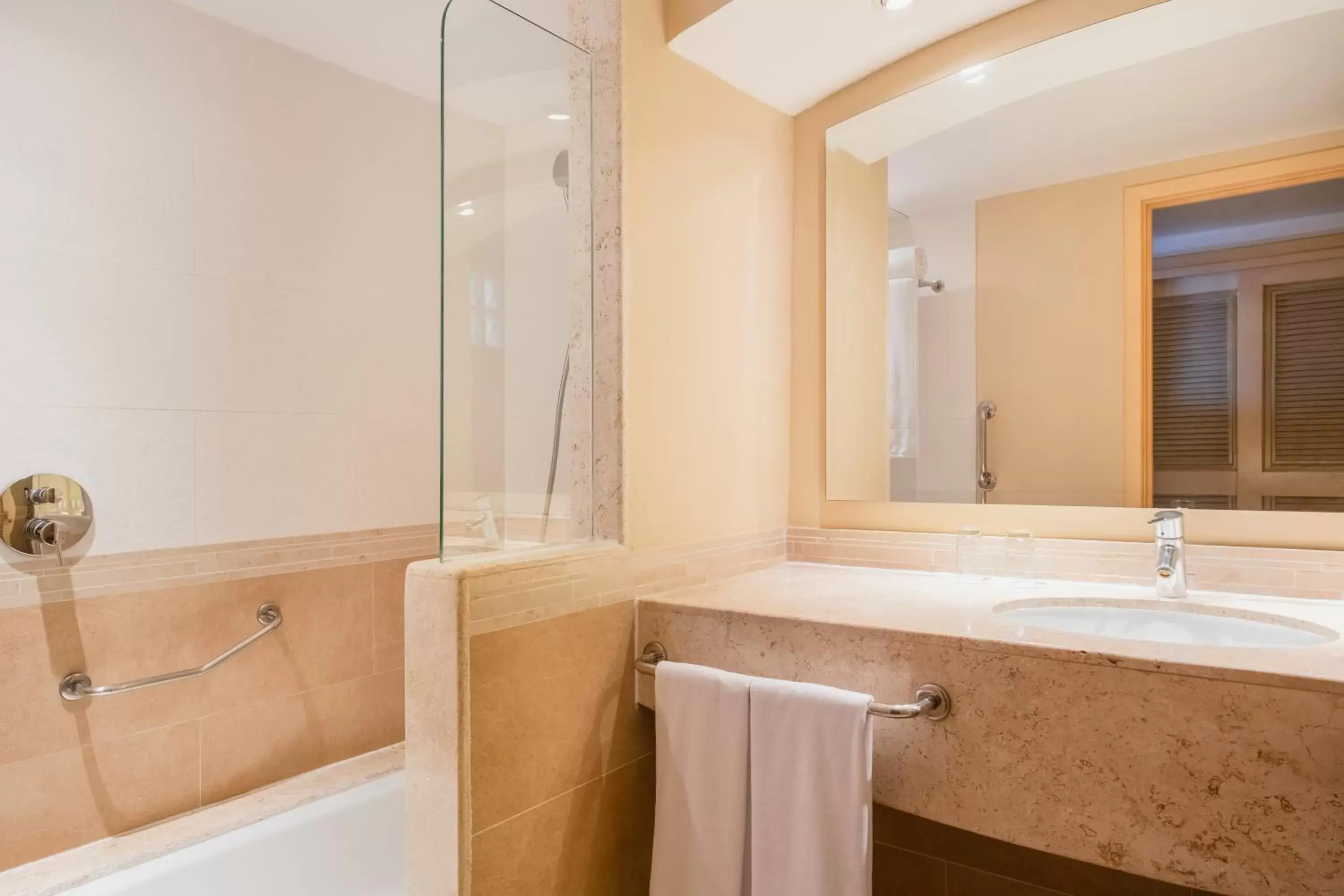 Ocean Front Junior Suite (2 adults) in Iberostar Waves Rose Hall Beach - All Inclusive Ocean Front Junior Suite (2 adults) in Iberostar Waves Rose Hall Beach - All Inclusive