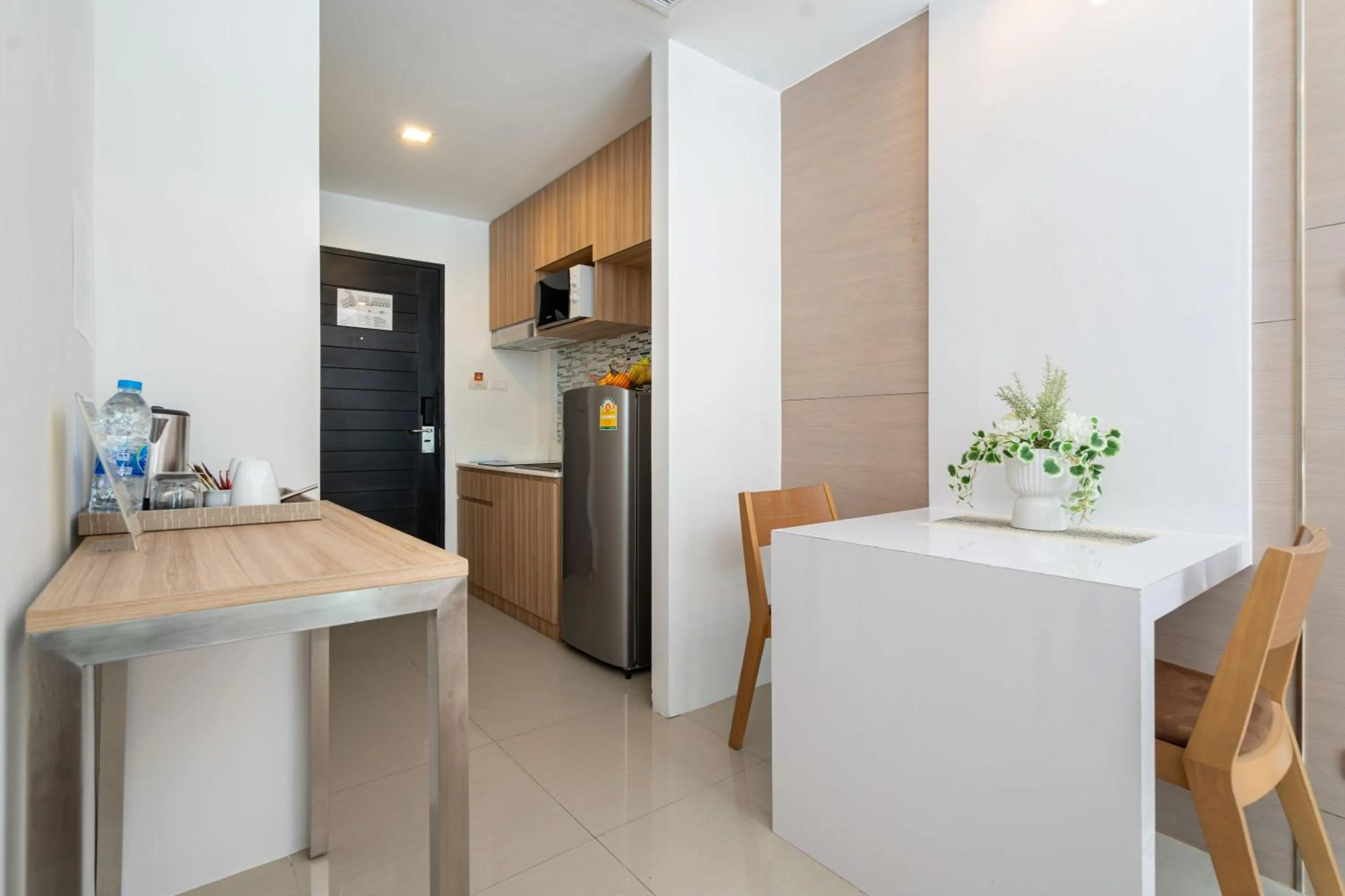 Area and facilities in Patong Bay Hill