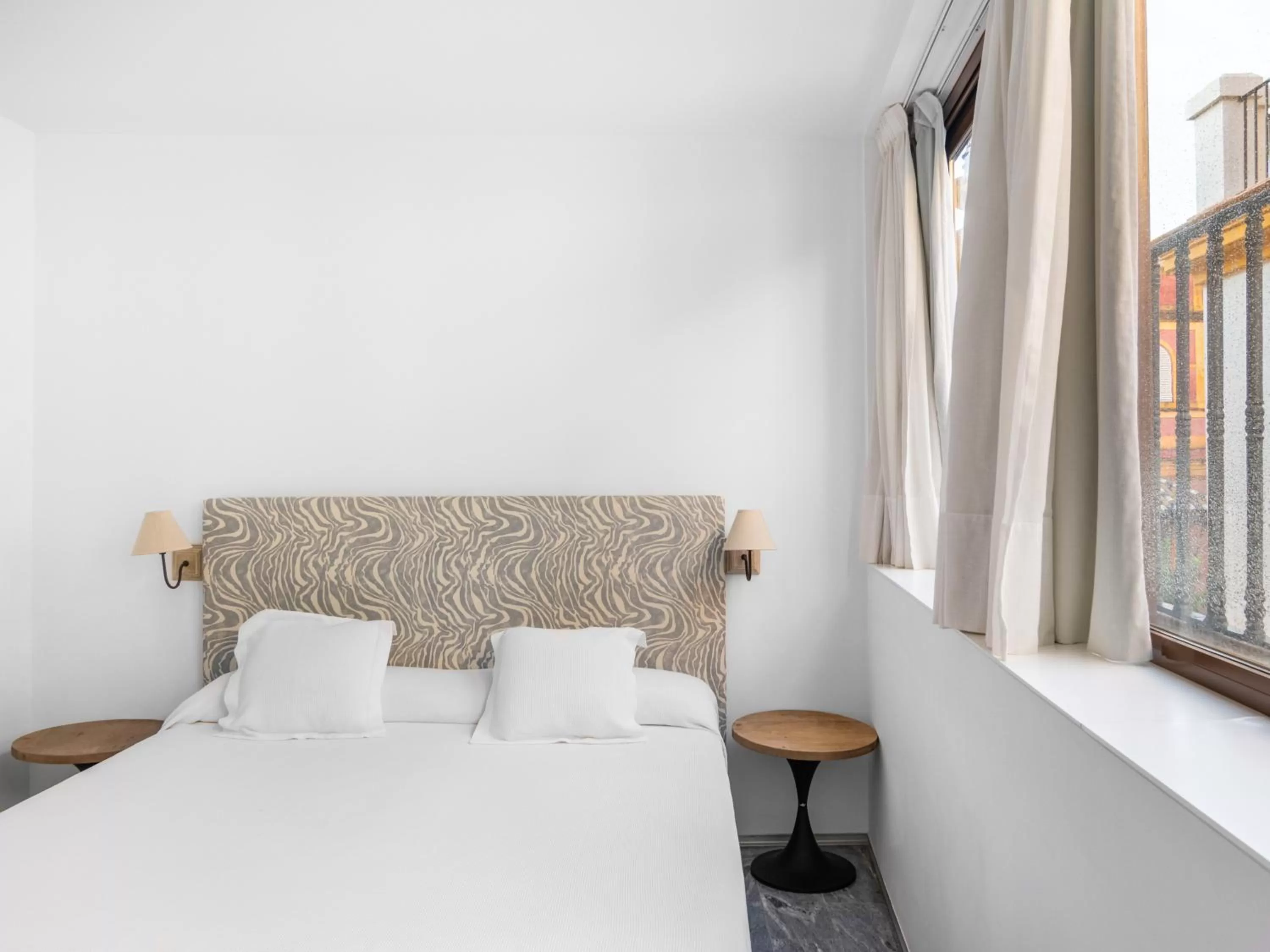 Bed in Numa Seville Jondo