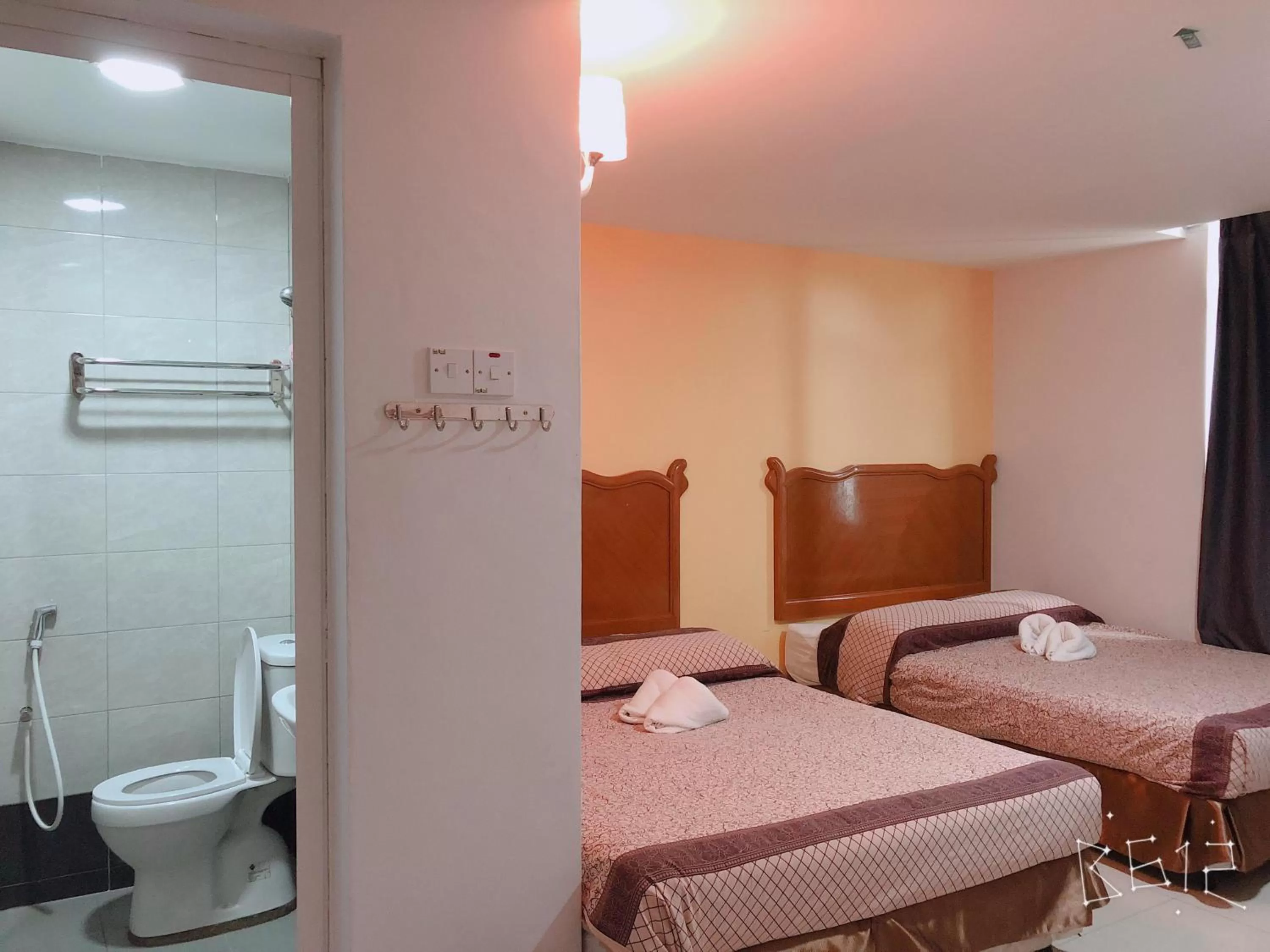 Bedroom in G Star Hotel