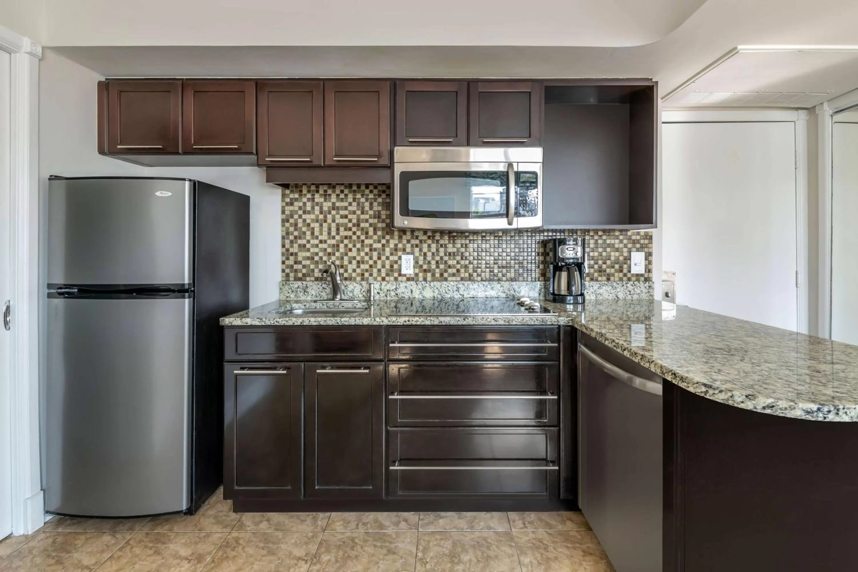 Kitchen or kitchenette in Hilton Vacation Club Crescent on South Beach Miami
