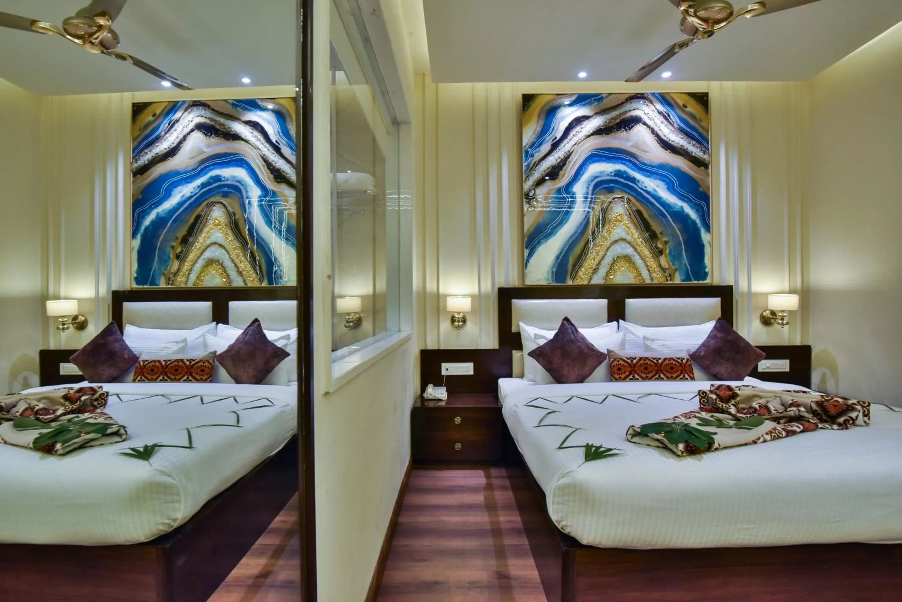 bunk bed, Bed in Hotel BR Grand -Near Golden Temple