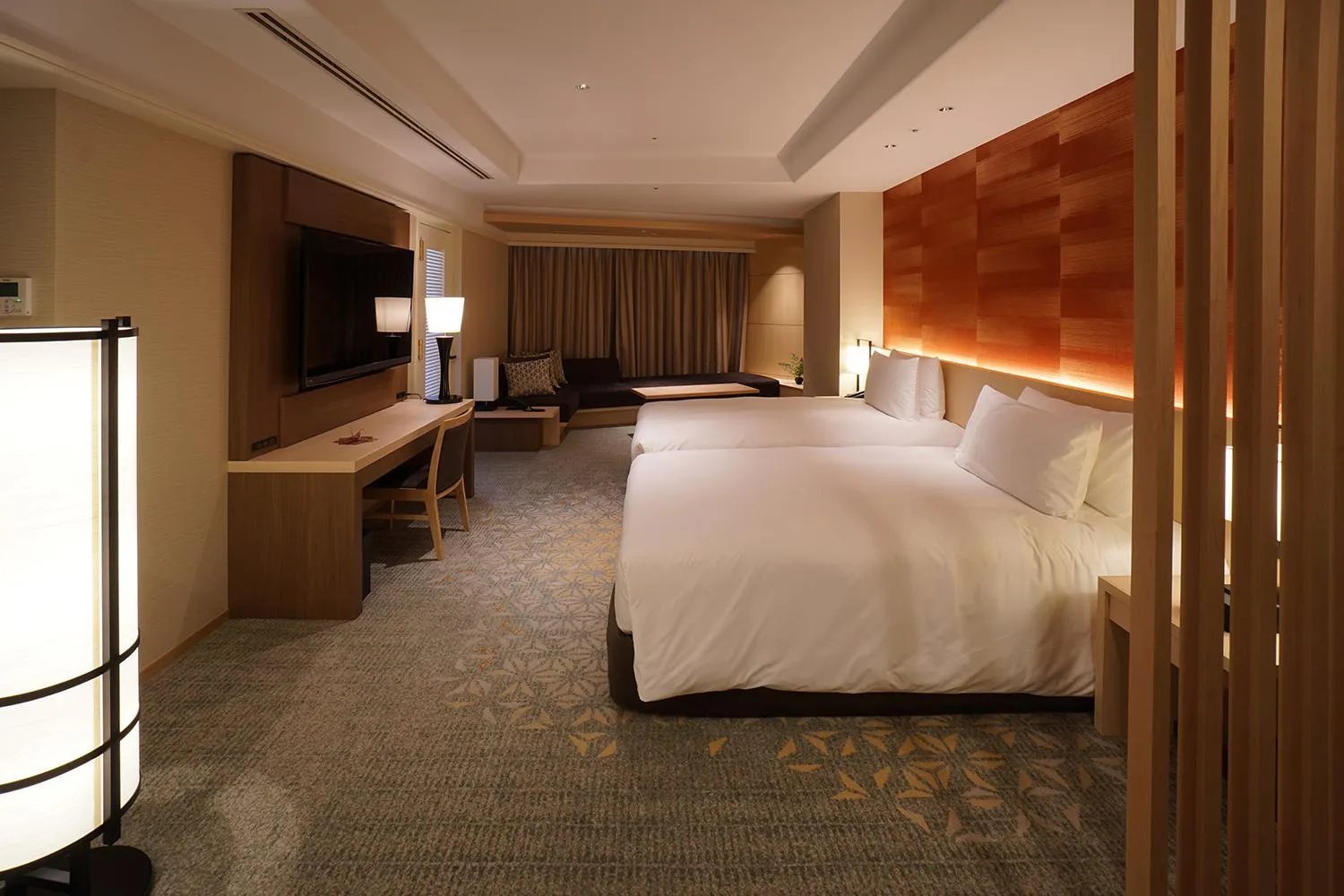 Bed in Hotel Gajoen Tokyo