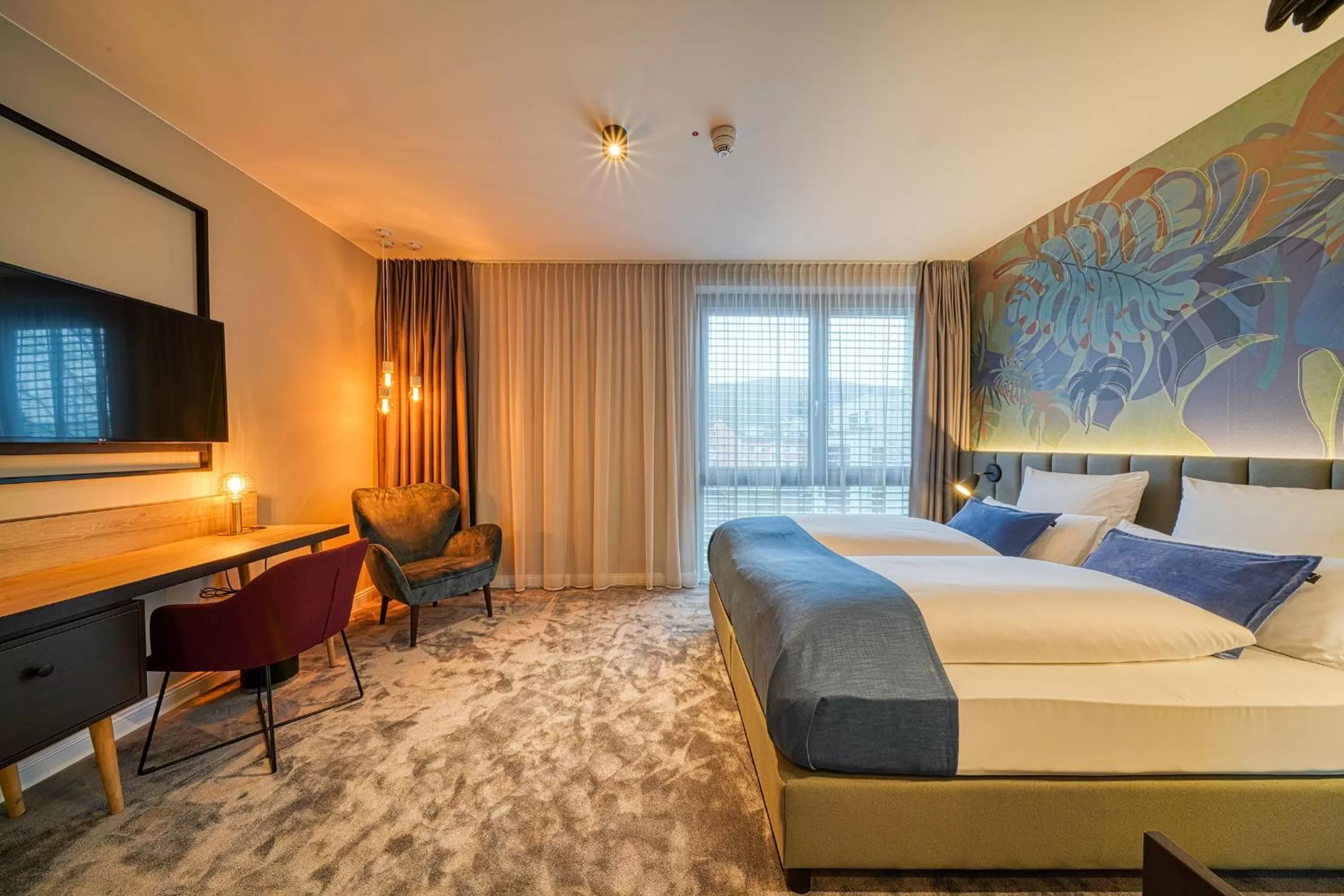 Photo of the whole room, Bed in NYCE Hotel Bonn