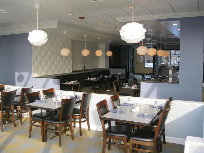 Restaurant/places to eat in Causeway Bay Hotel