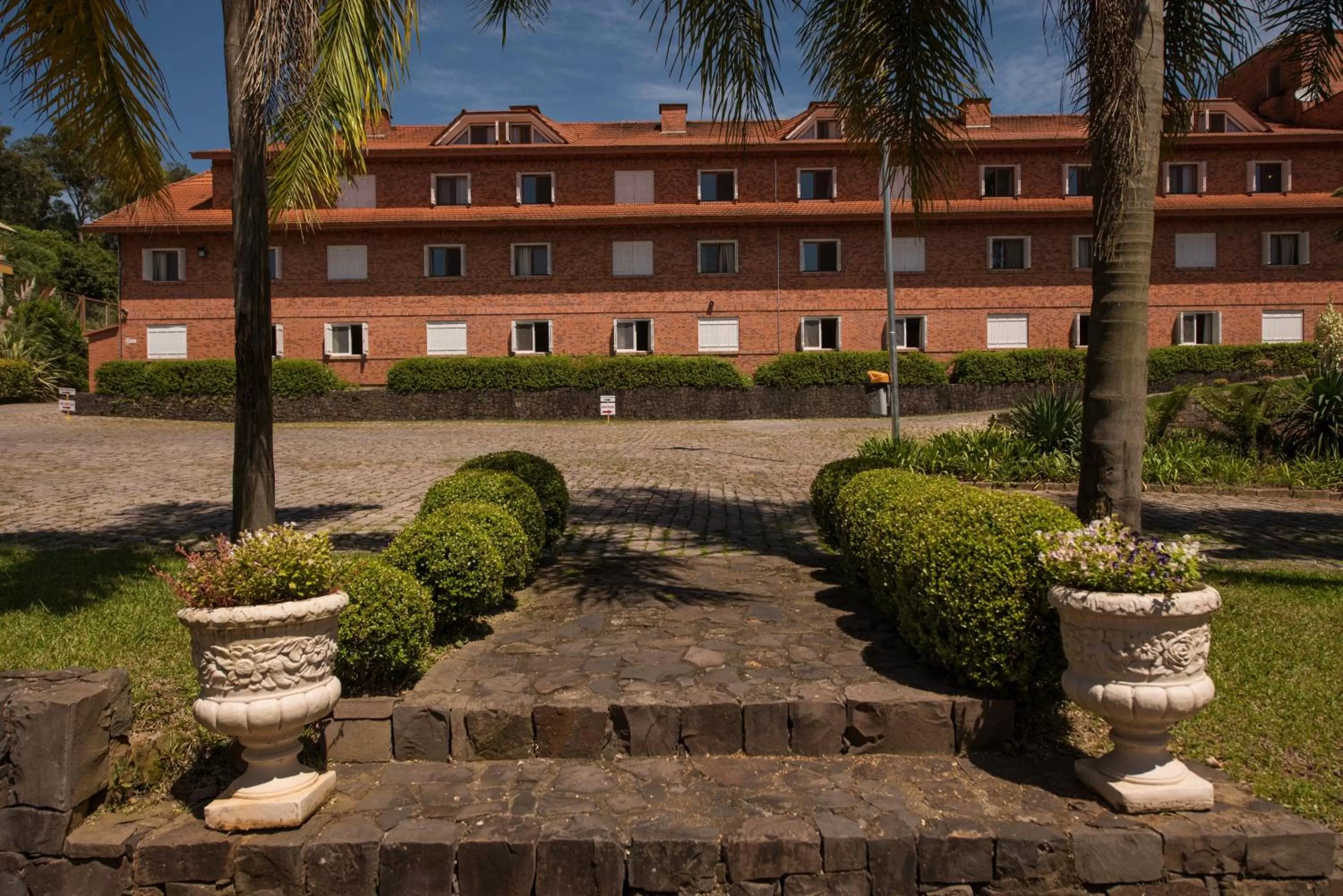 Facade/entrance in Farina Park Hotel