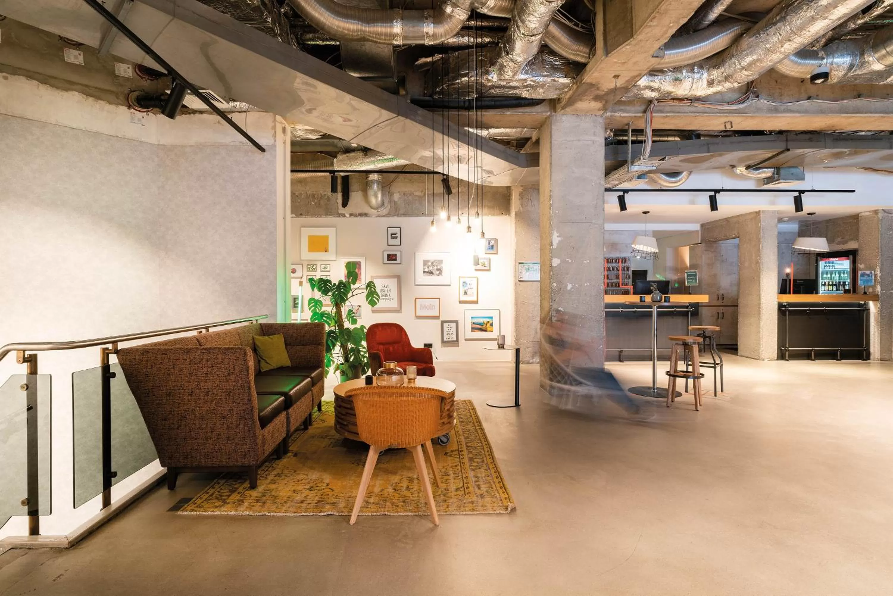 Lobby or reception in Seminaris Hotel Lüneburg