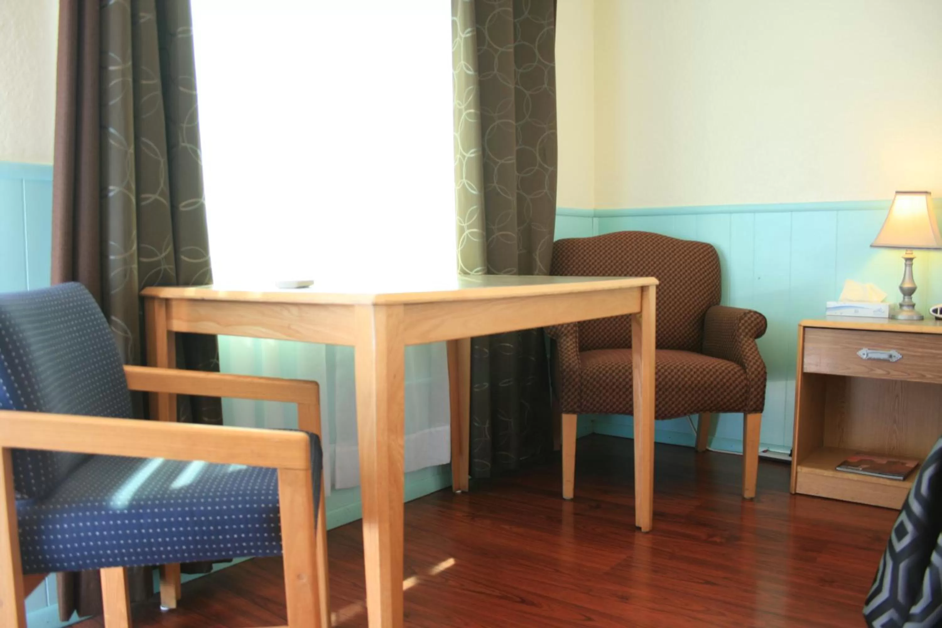 Food and drinks, Dining Area in Rocket Inn