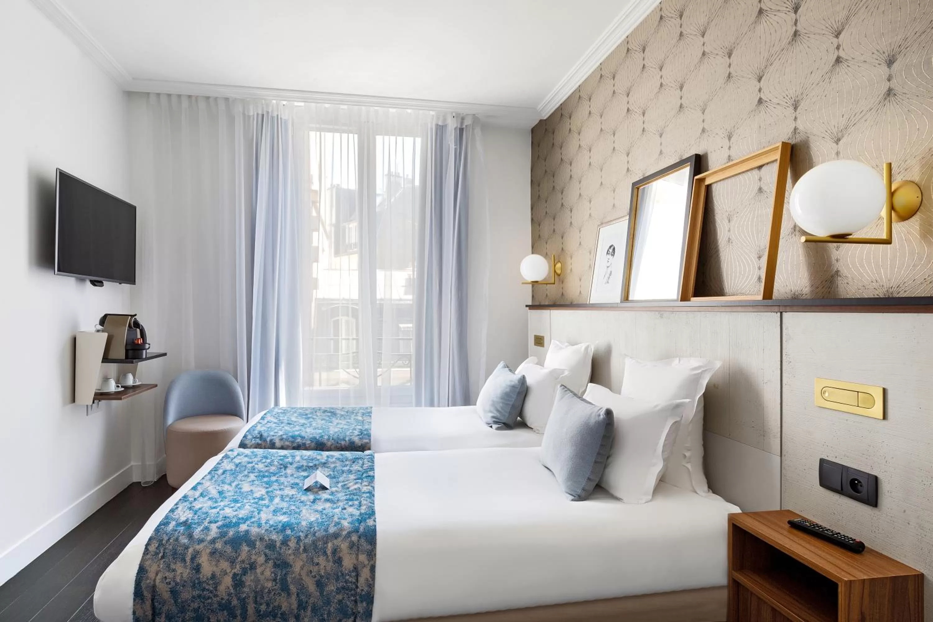 Bedroom, Bed in Best Western Plus La Demeure